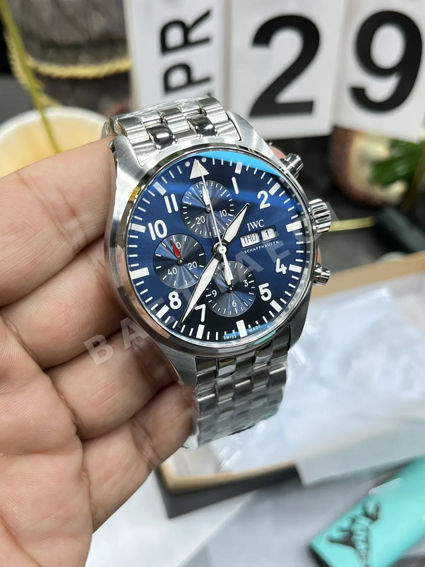 IWC 파일럿 크로노그래프 시계 자동 무브먼트 상세 이미지 4