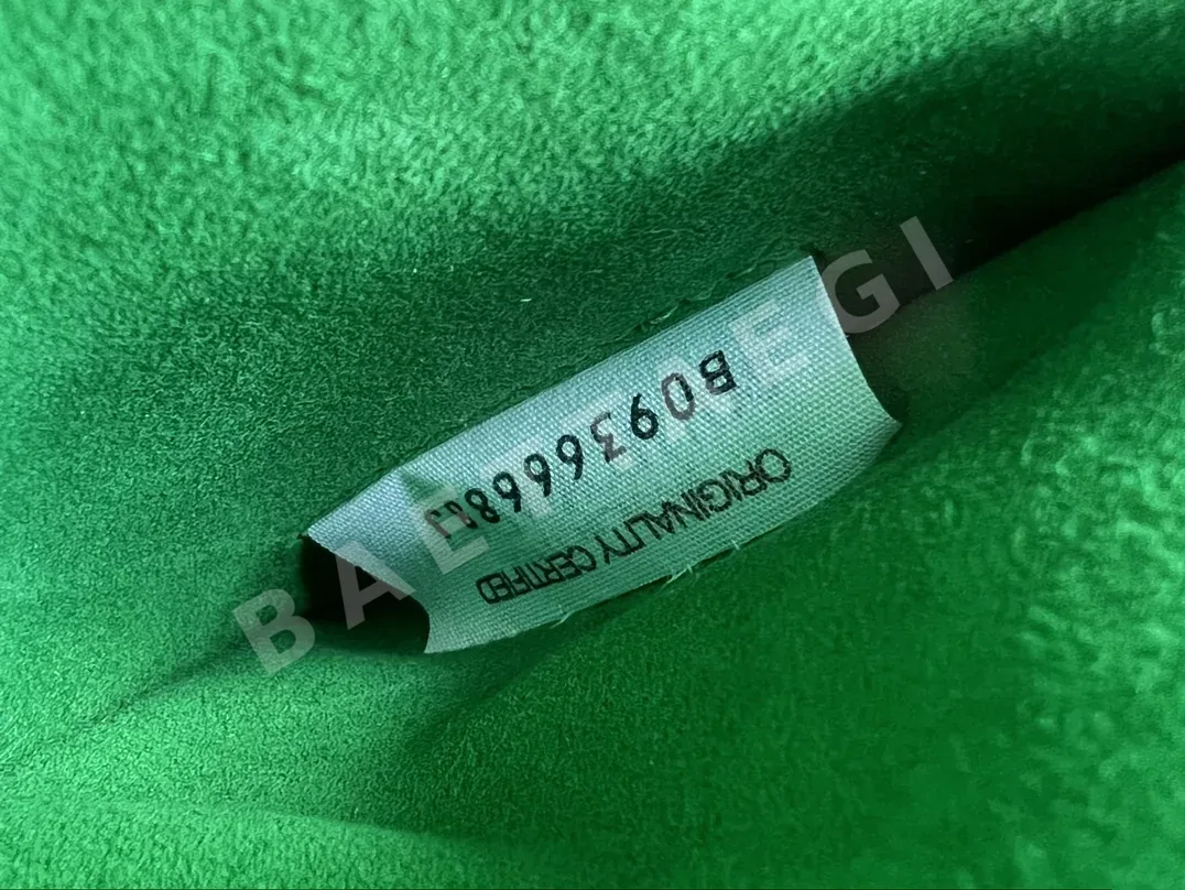 보테가베네타 스몰 카세트백 708768 상세 이미지 9