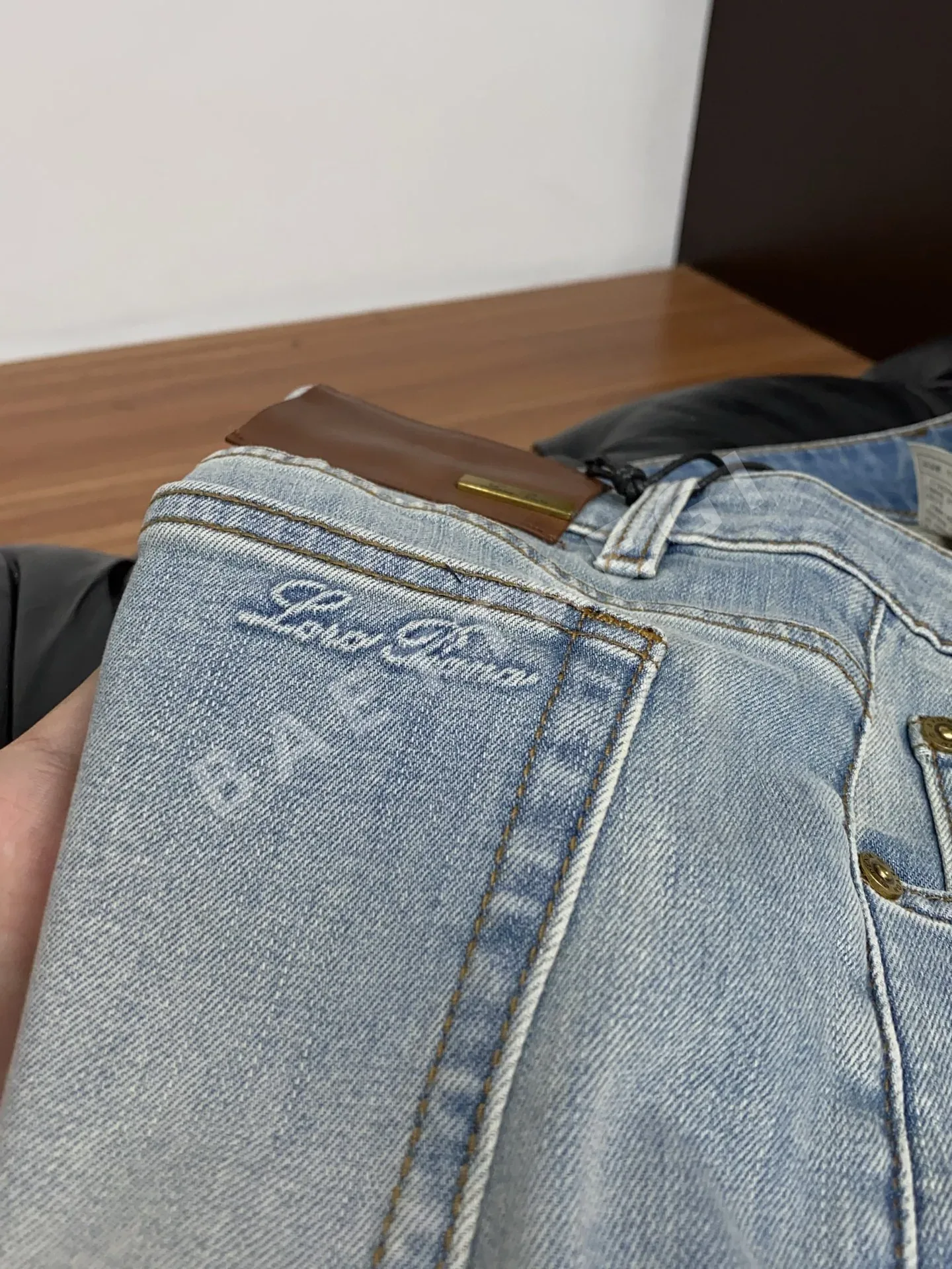 로로피아나 데님 크롭 남성 바지 상세 이미지 5