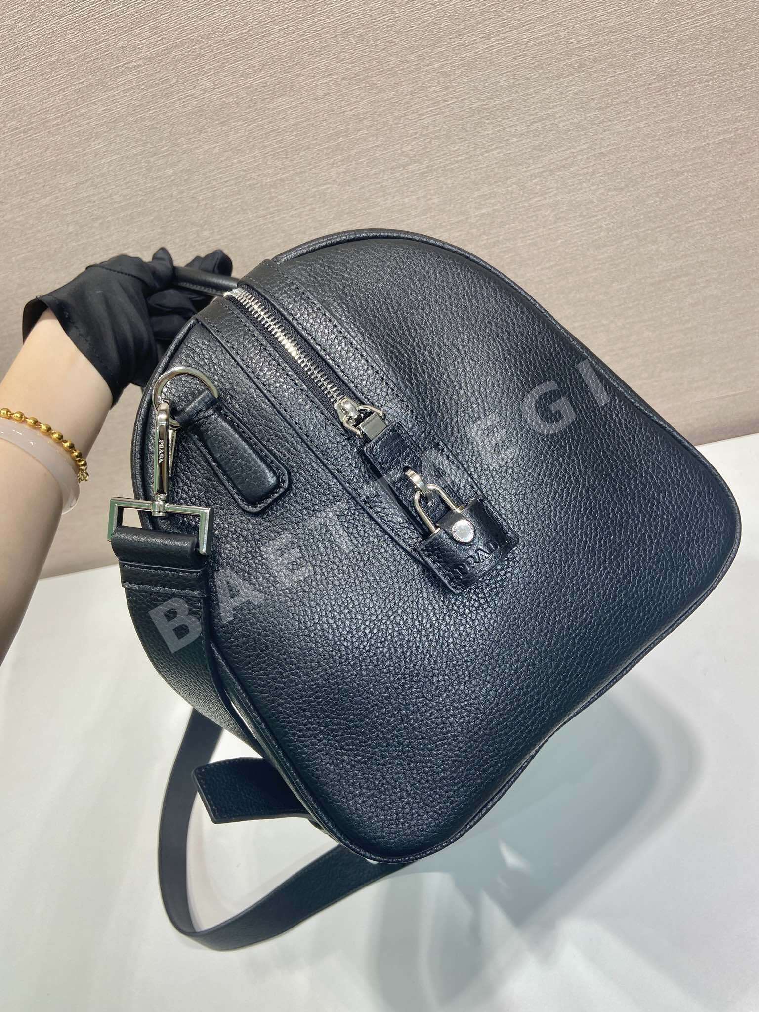 프라다 램스킨 숄더 여행용 가방 2VC048 상세 이미지 5