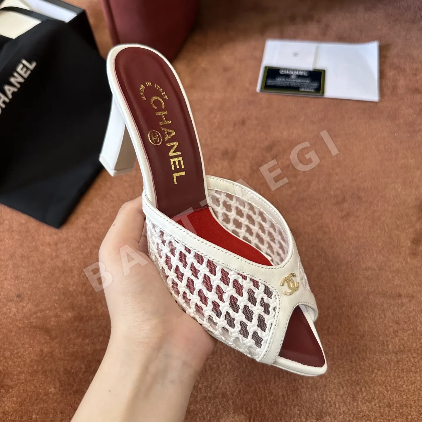 샤넬 더블 C 로고 플랫 슈즈 상세 이미지 3