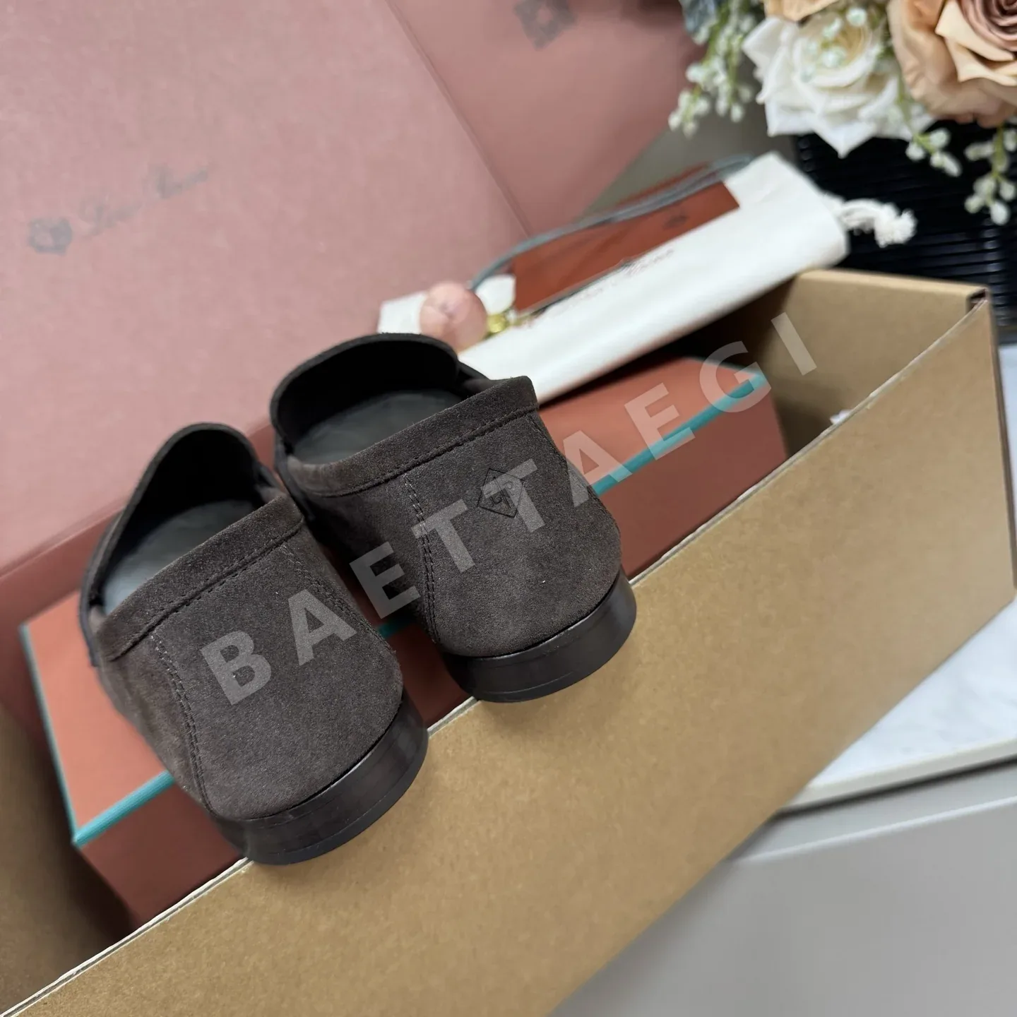 로로피아나 조안 빈티지 스웨이드 로퍼 상세 이미지 6