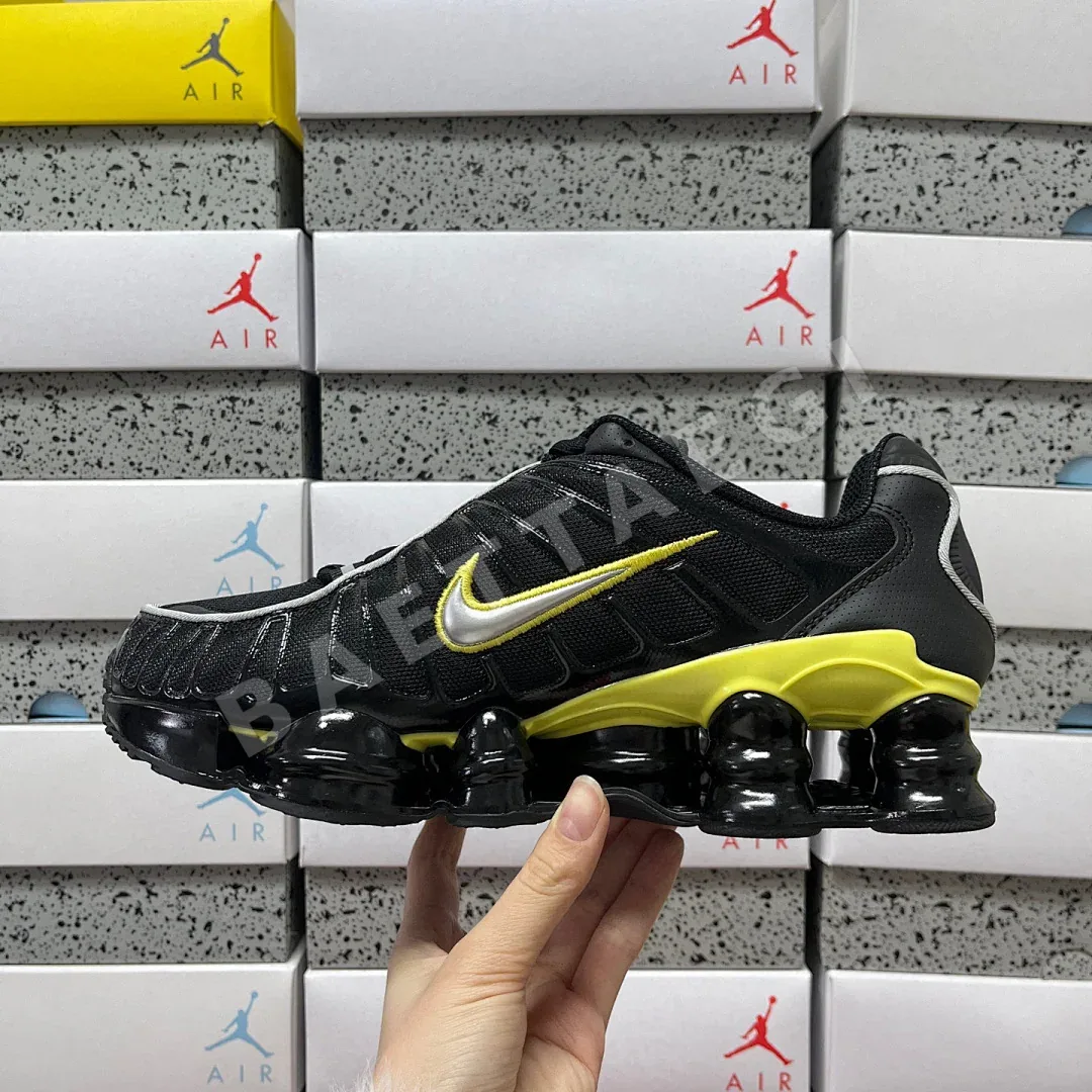 나이키 [MAX] 샥스 TL CN0151-002 201237 Nike Shox TL Black Dynamic Yellow Metallic 상세 이미지 4
