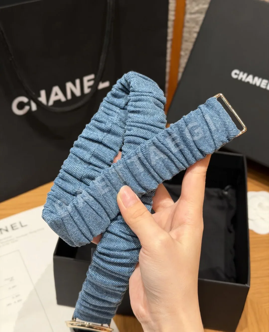 샤넬 플리츠 고무 더블 C 버클 벨트 상세 이미지 6