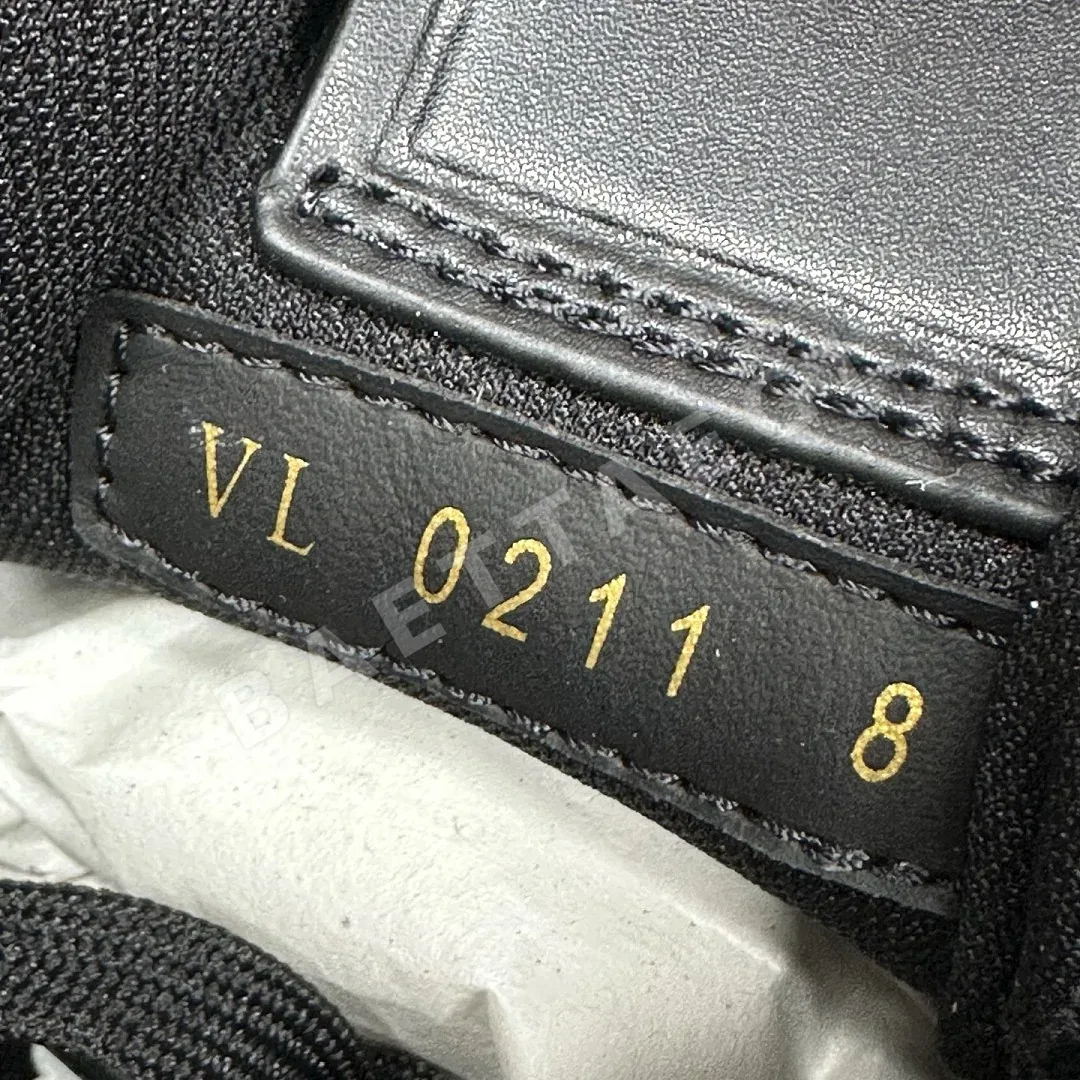 루이비통 [D1] V2 15 블랙 205854 Louis Vuitton V2-15 상세 이미지 9