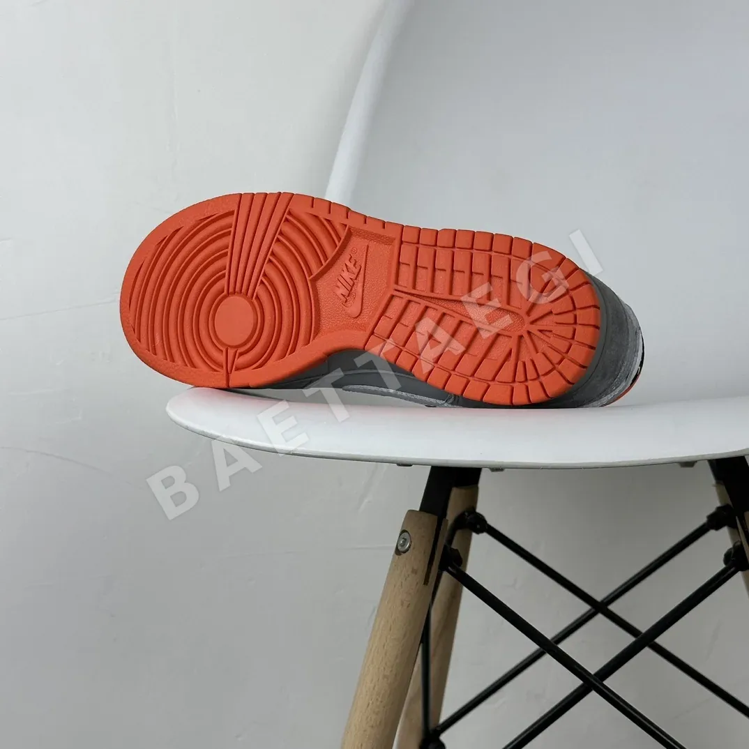 나이키덩크 NYC 피전 로우탑 스케이트보드화 신발 상세 이미지 7