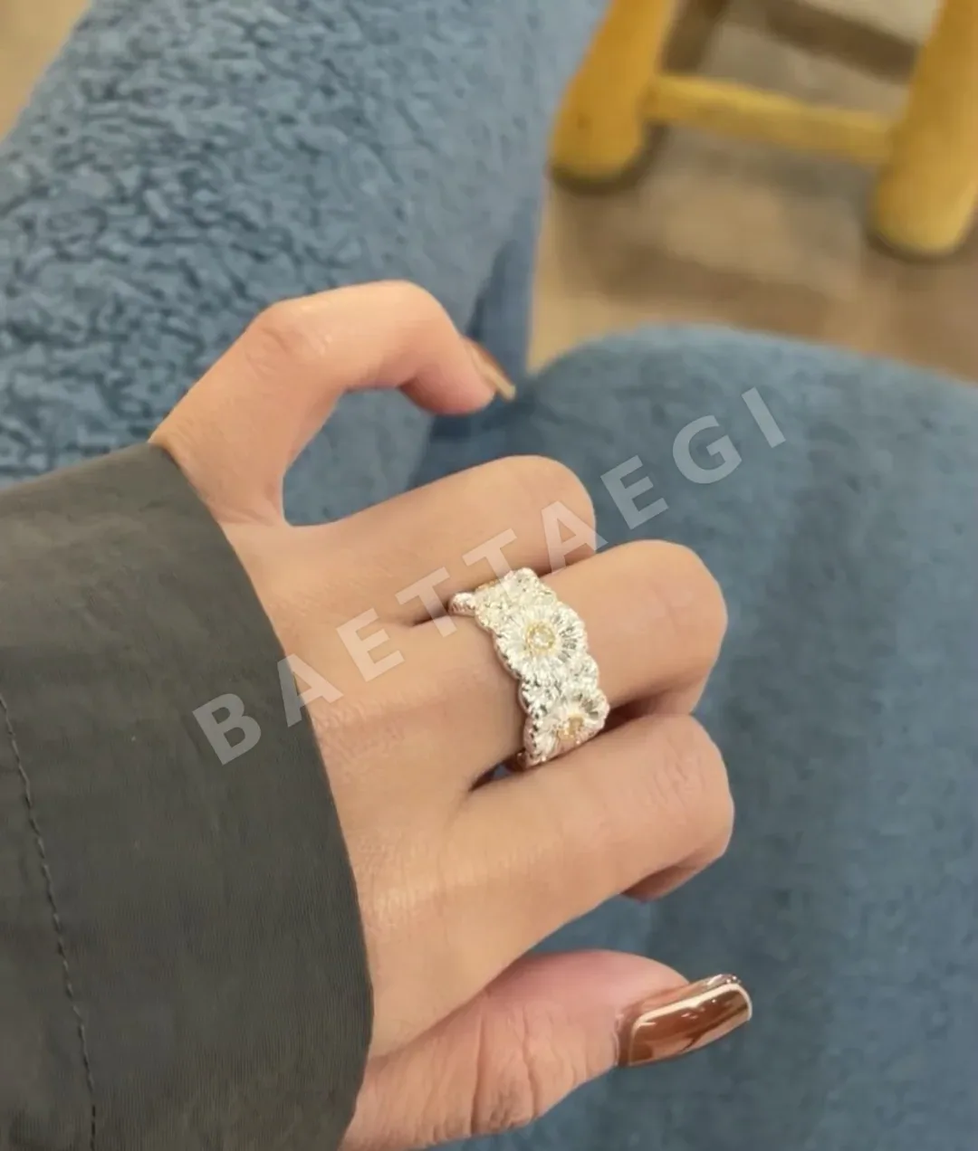 부첼라티 18K 골드 브로그 데이지 오픈 반지 상세 이미지 4