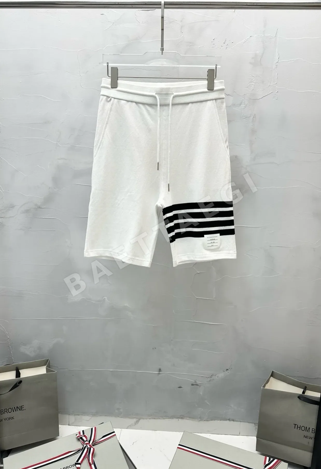 톰브라운 피케 스트라이프 면 반바지 130418