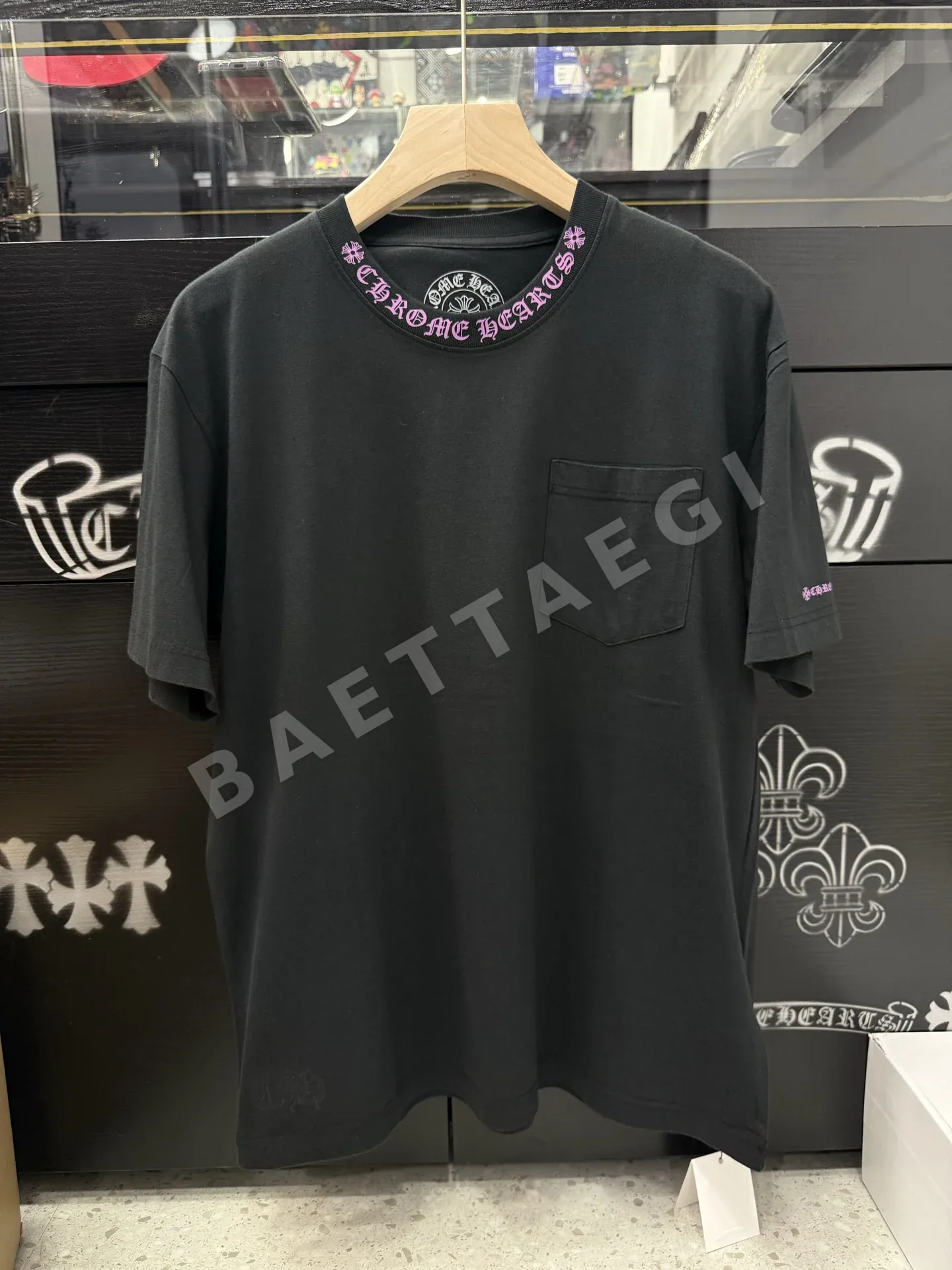 크롬하츠 핑크 레터 프린트 카라 반팔 티셔츠 83151