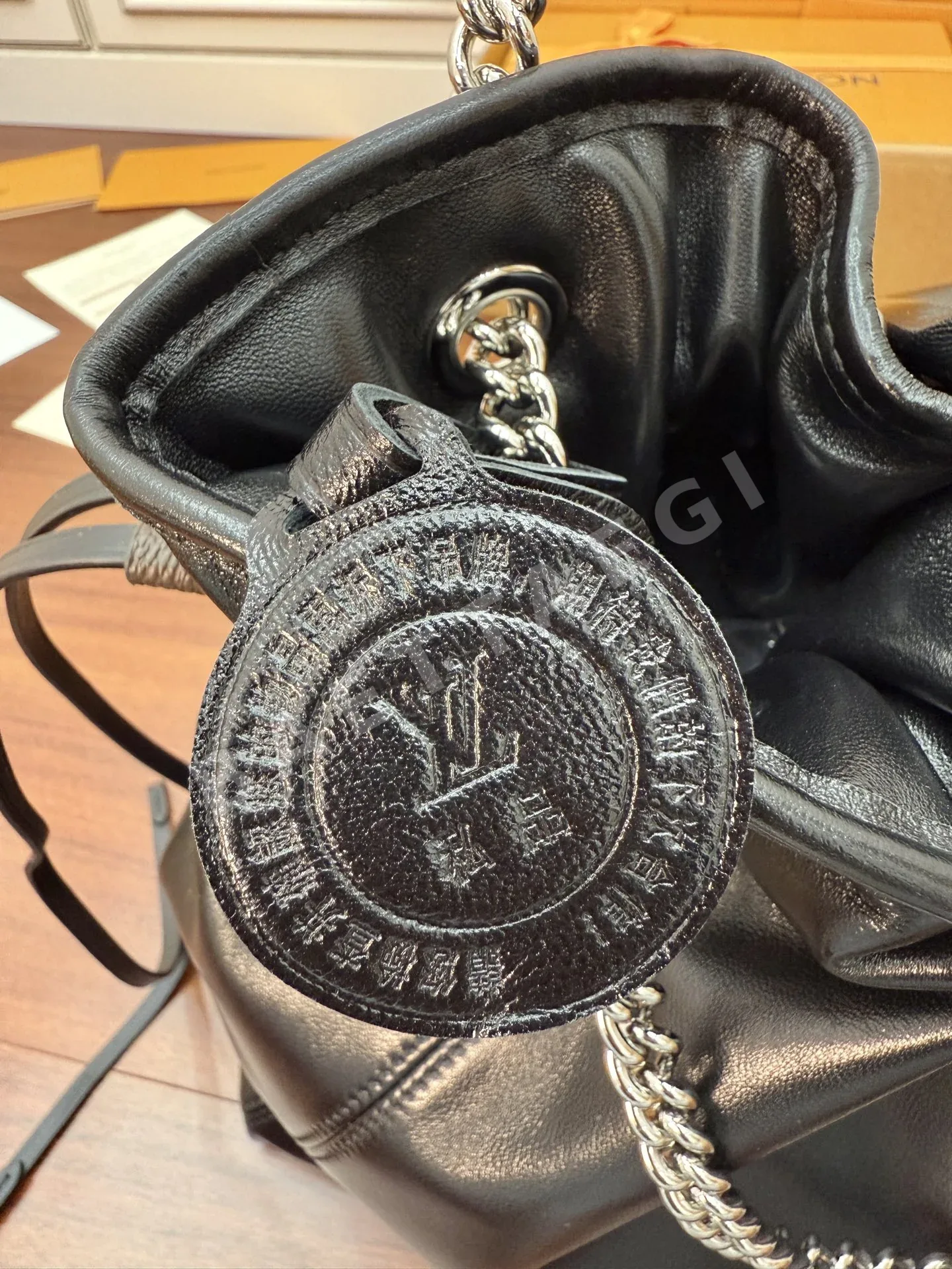 루이비통 M25545 가방 상세 이미지 8