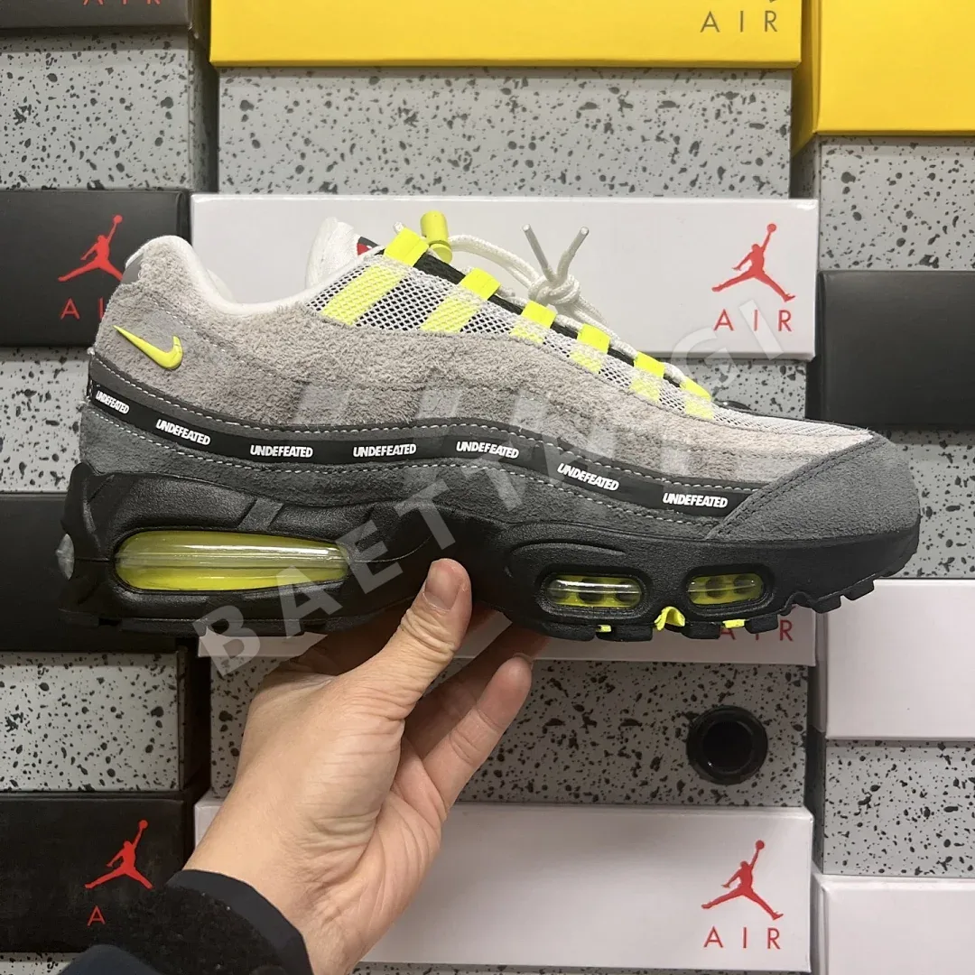 나이키 [GX] 에어 맥스 95 SP 그린 IB4523-004 201268 Nike Air Max 95 SP Undefeated Geo NYC 상세 이미지 9