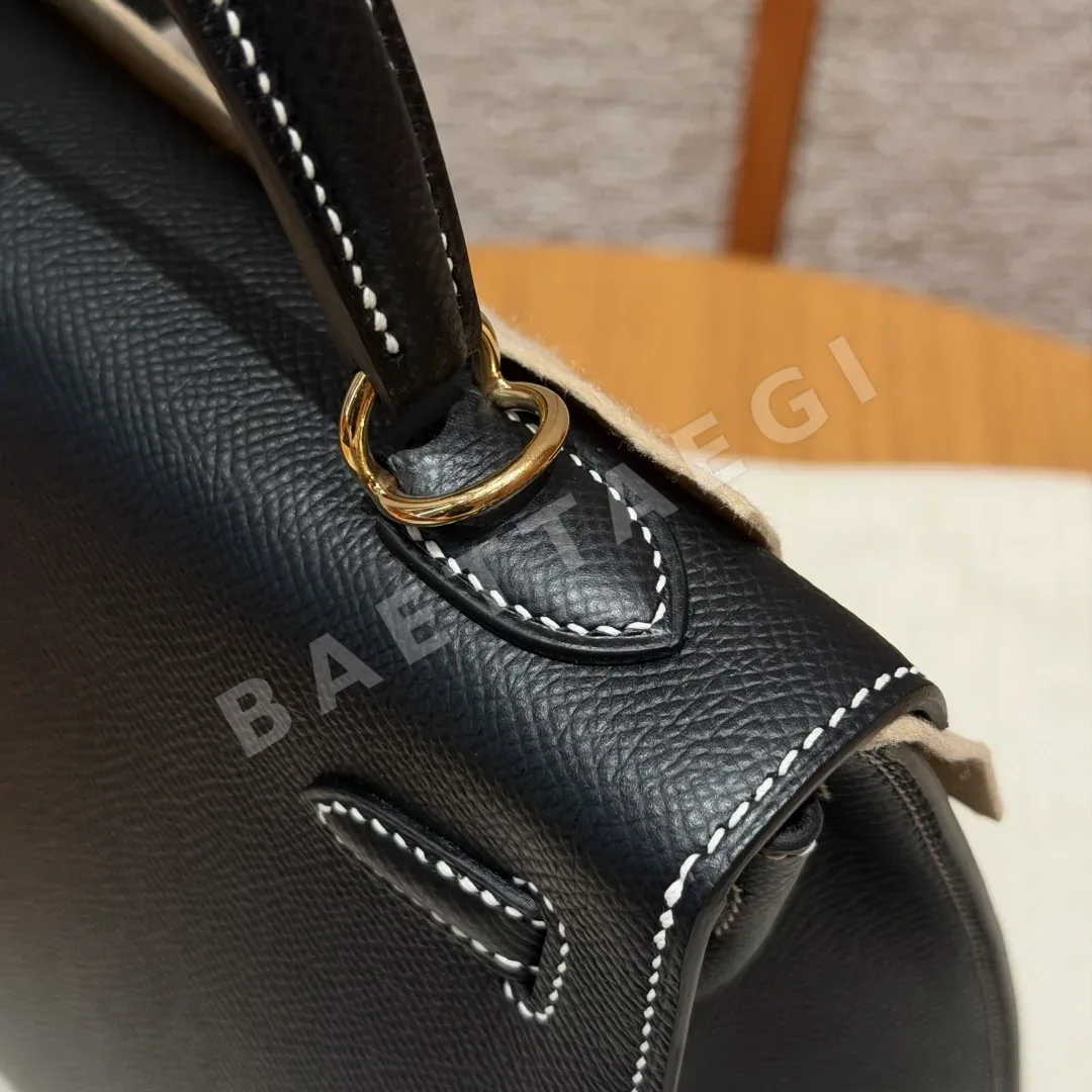 에르메스 켈리 25 블랙 골드 하드웨어 가방 상세 이미지 8