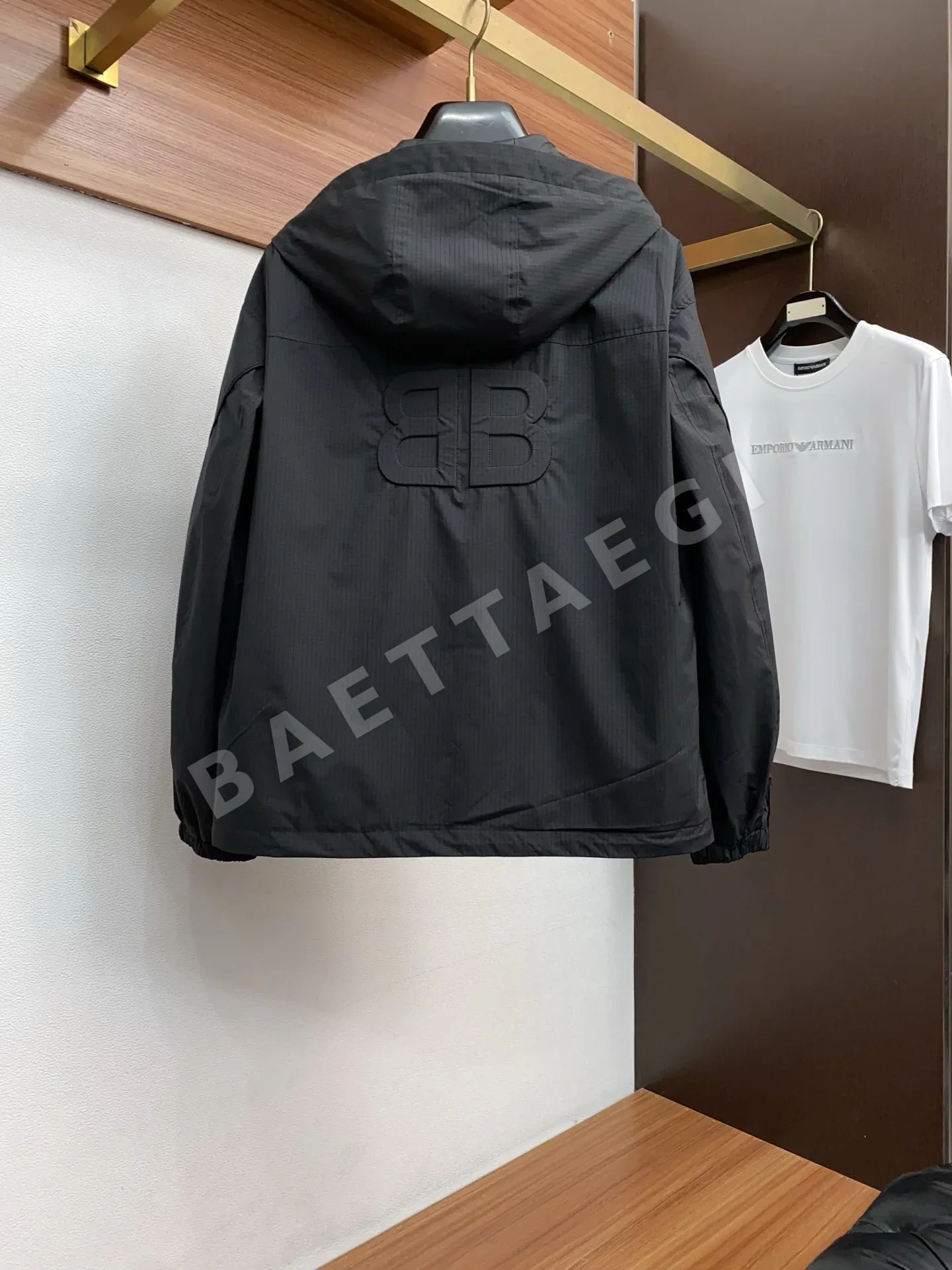 발렌시아가 남성 슬림핏 지퍼 자켓 상세 이미지 10