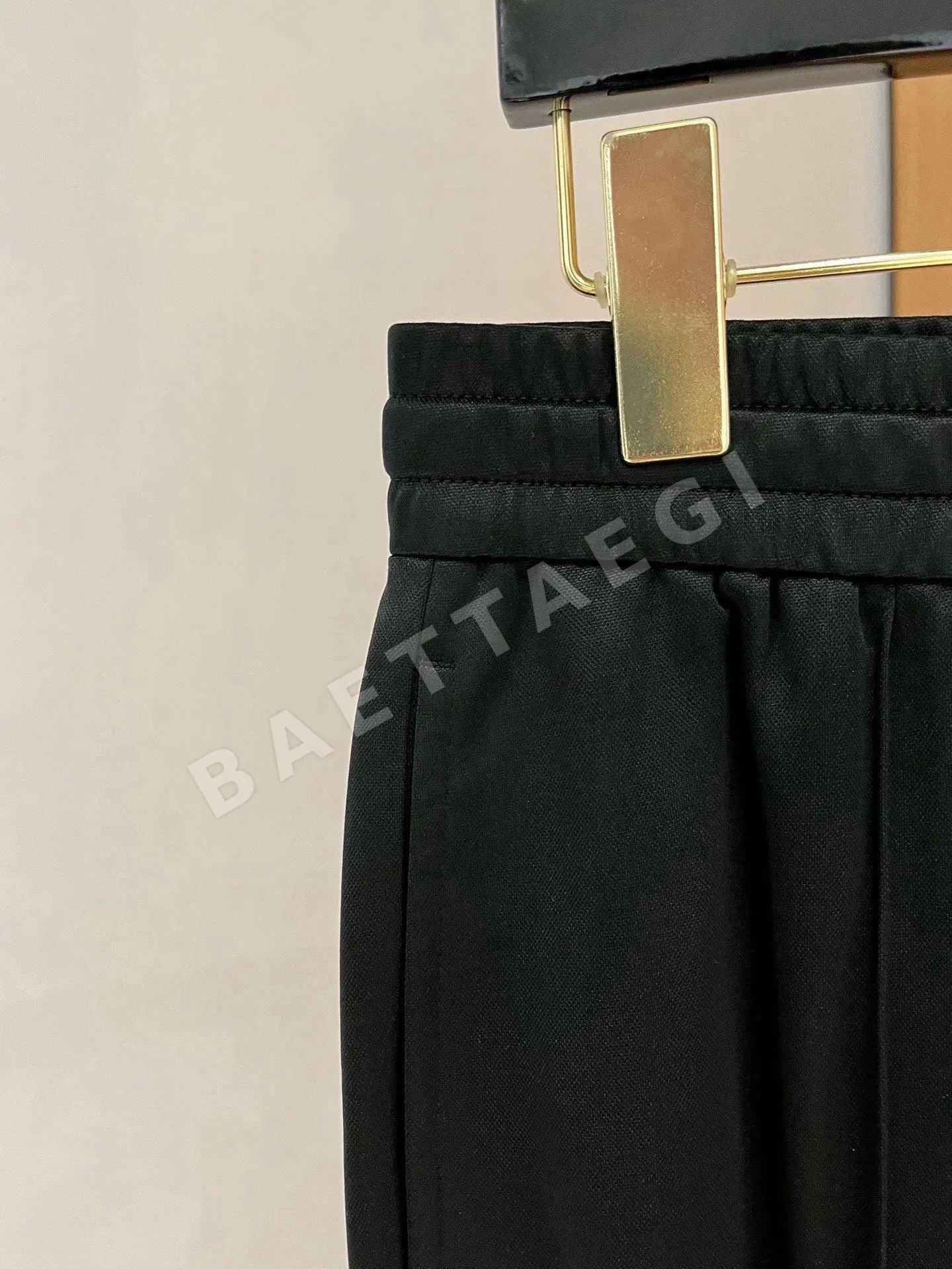 브루넬로쿠치넬리 남성 린넨 바지 상세 이미지 3
