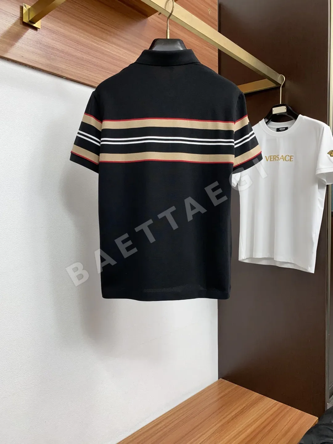 버버리 남성 라펠 반팔 폴로셔츠 상세 이미지 10