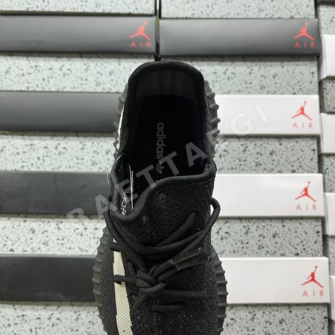 아디다스 [XQ] 이지 부스트 350 V2 BY1604 200800 Adidas Yeezy Boost 350 V2 Core Black White 상세 이미지 6