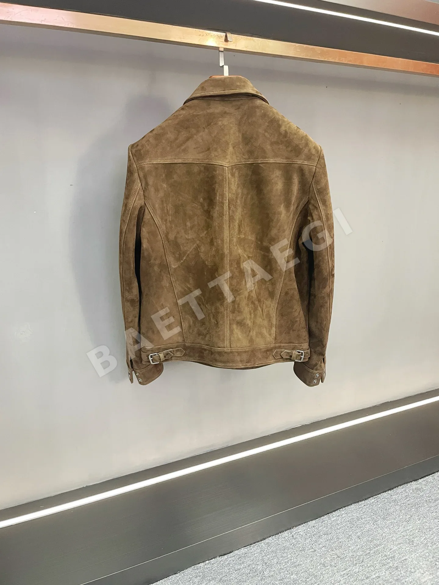 톰포드 캐러멜 스웨이드 램스킨 남성 자켓 상세 이미지 2