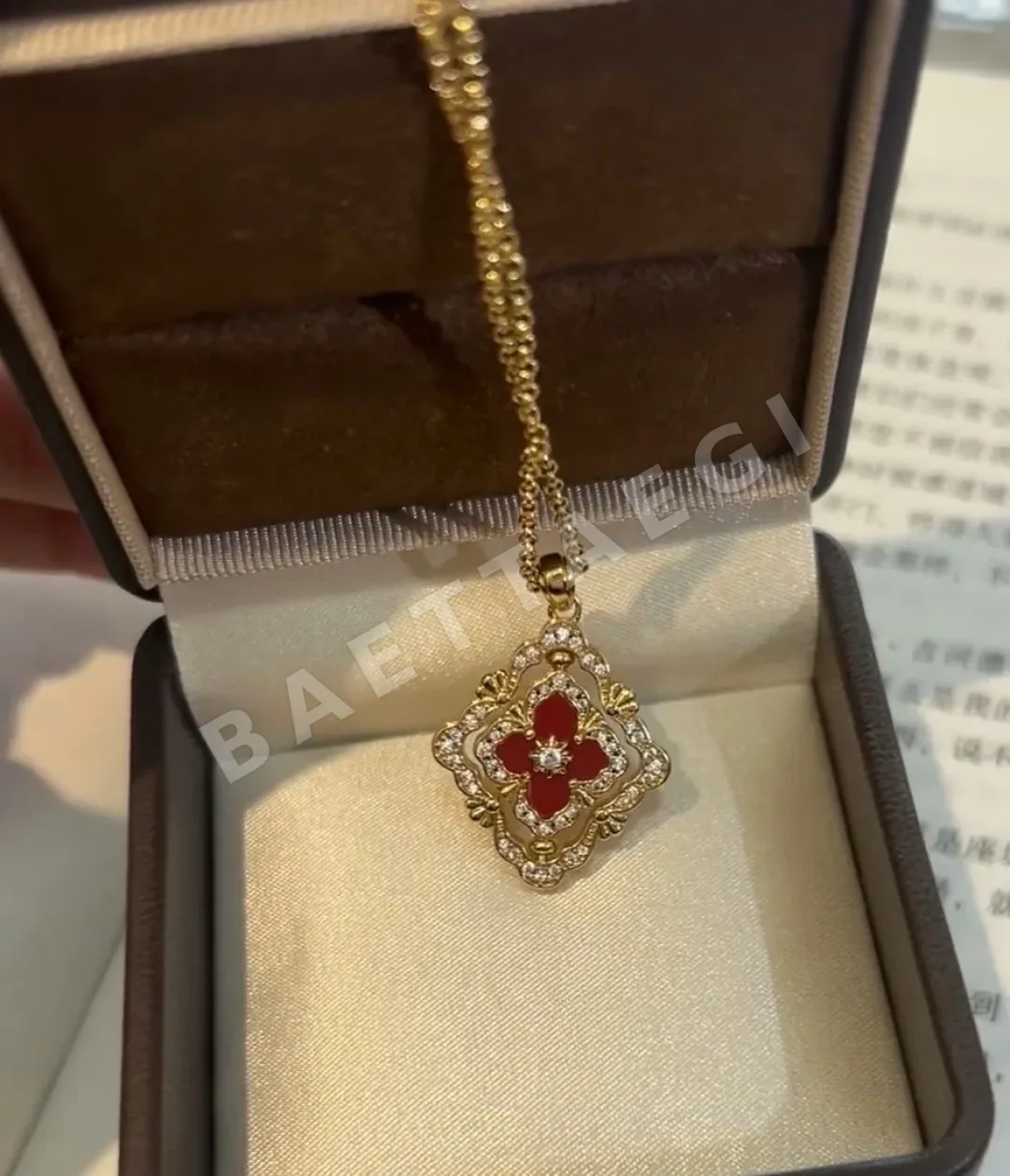 부첼라티 회전식 다이아몬드 목걸이 상세 이미지 6