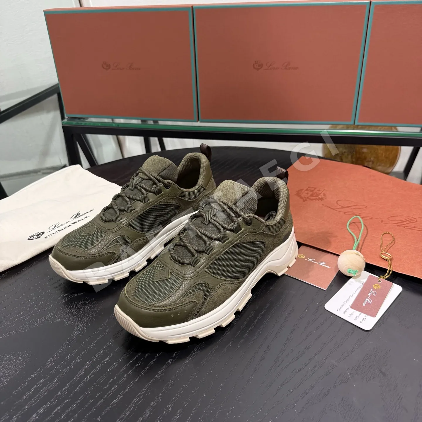 로로피아나 신발 4381