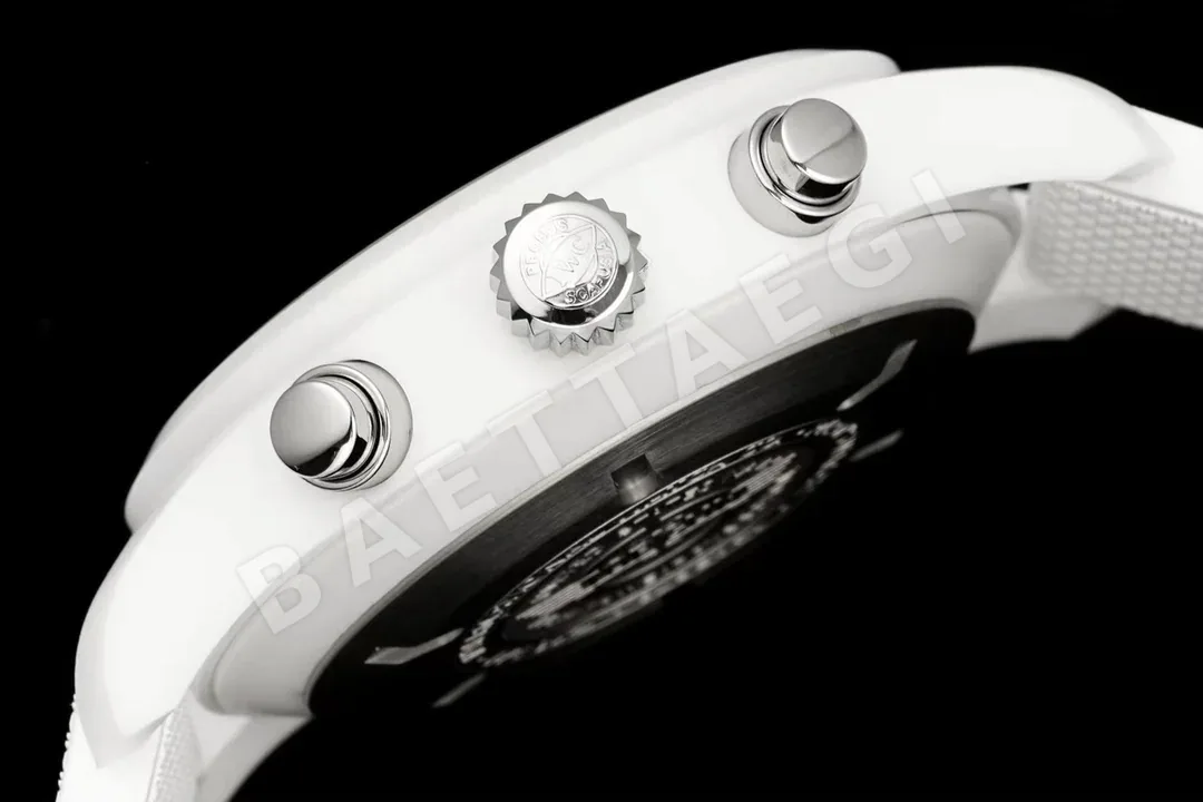 IWC 파일럿 탑건 레이크 타호 화이트 세라믹 시계 상세 이미지 6