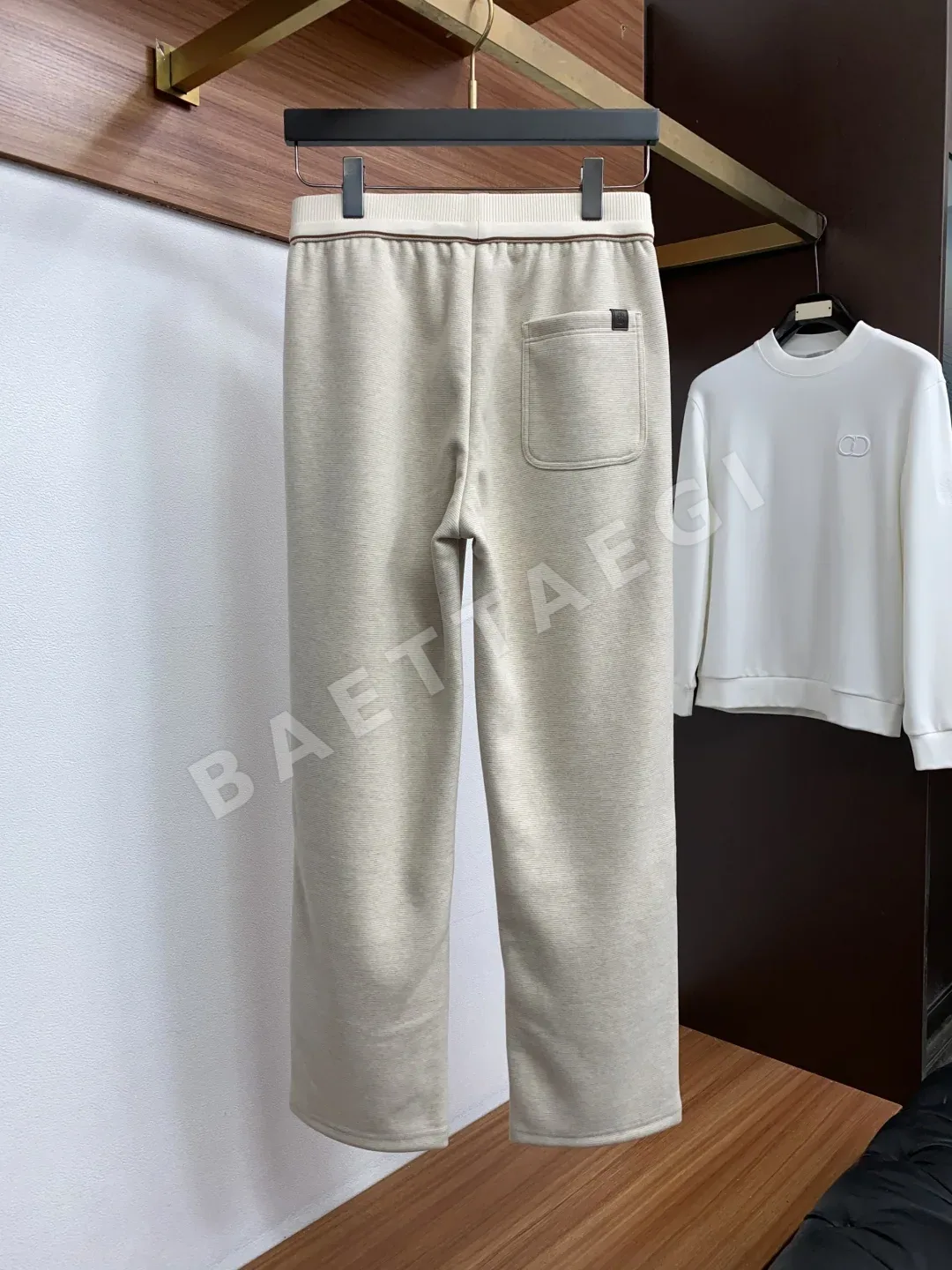 브루넬로쿠치넬리 울 소재 남성 바지 상세 이미지 8