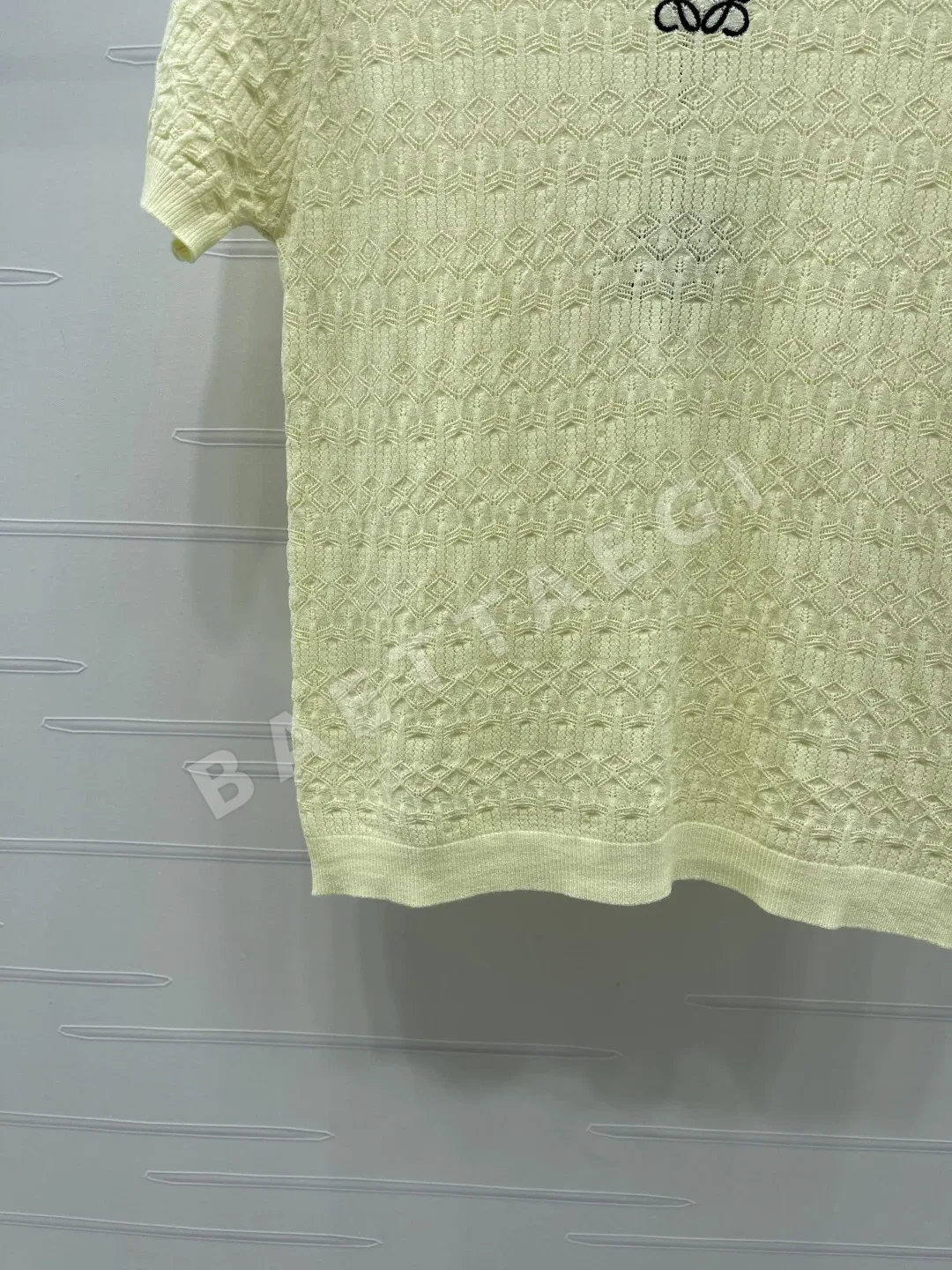 로에베 자수 마이크로 로고 시스루 울 반팔 탑 상세 이미지 5