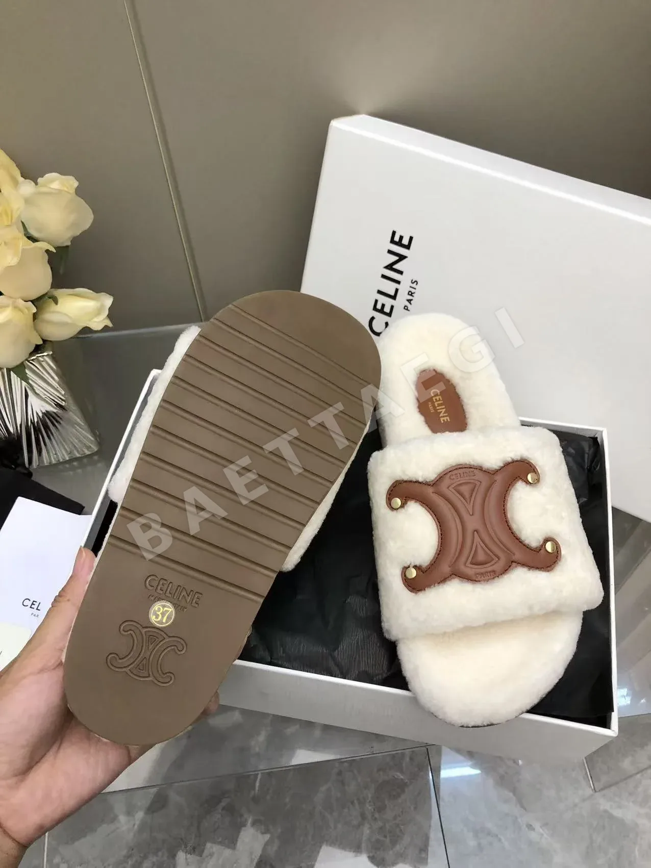 셀린느 개선문 로고 울 슬리퍼 상세 이미지 6