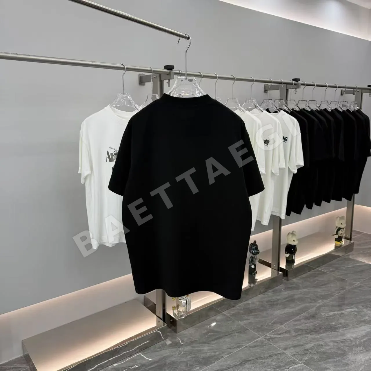 몽클레르 데님 자수 반팔 티셔츠 상세 이미지 8
