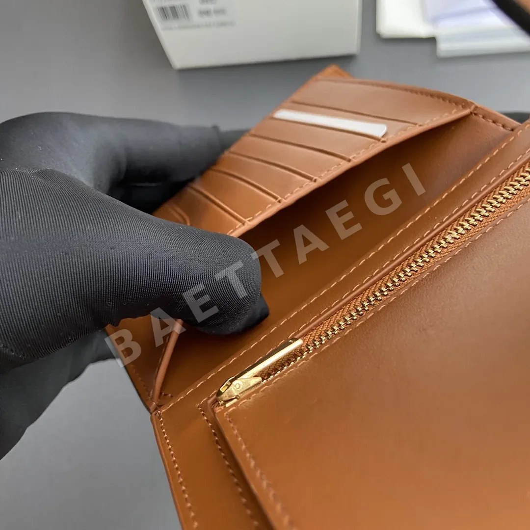 셀린느 지갑 상세 이미지 8