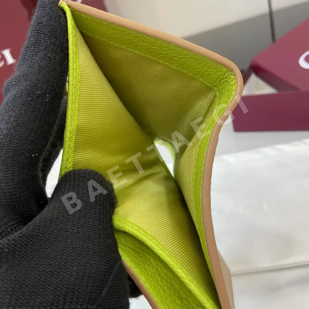구찌 GG 마몬트 베이지 연녹색 카드 지갑 상세 이미지 9