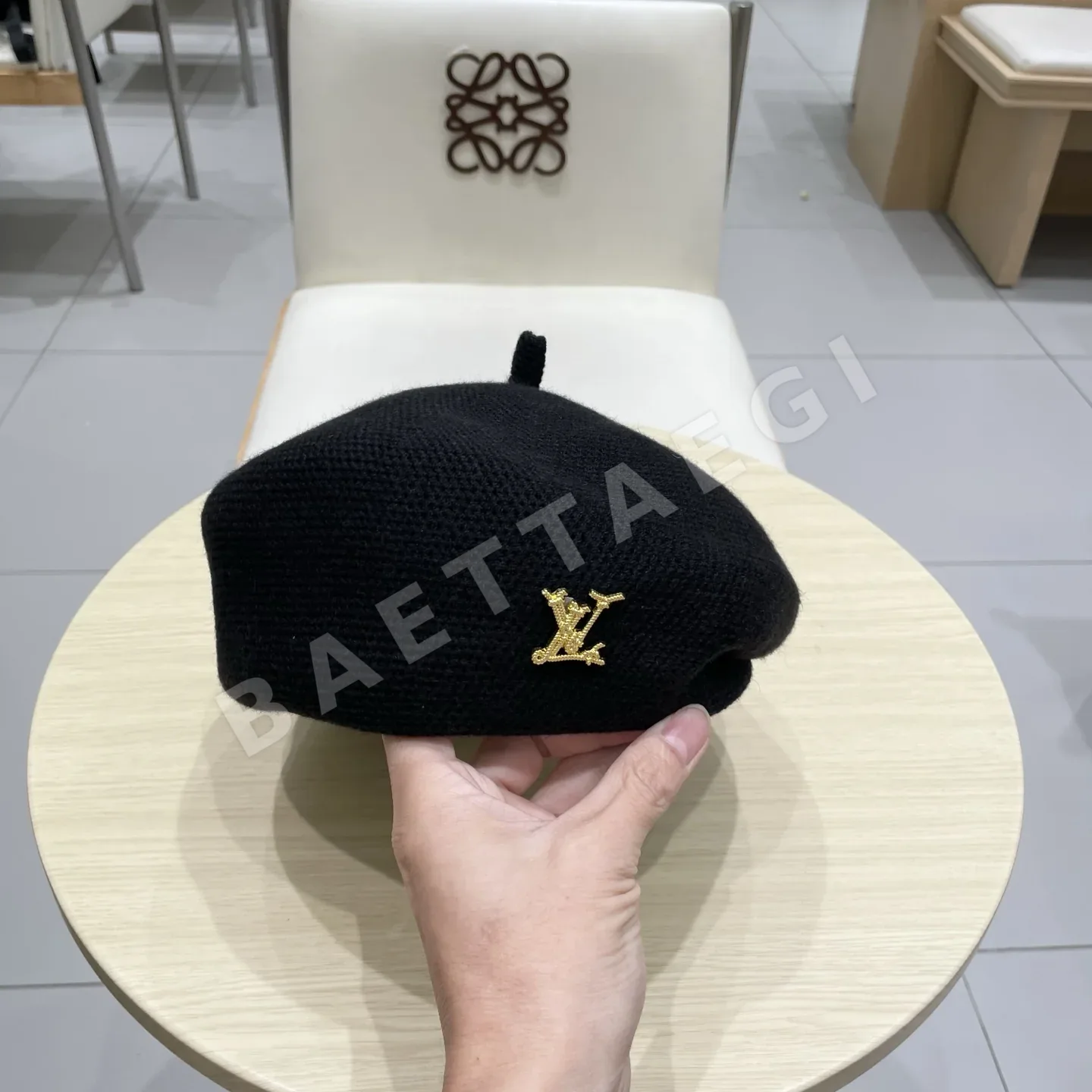 루이비통 무지 베레모 모자 상세 이미지 3
