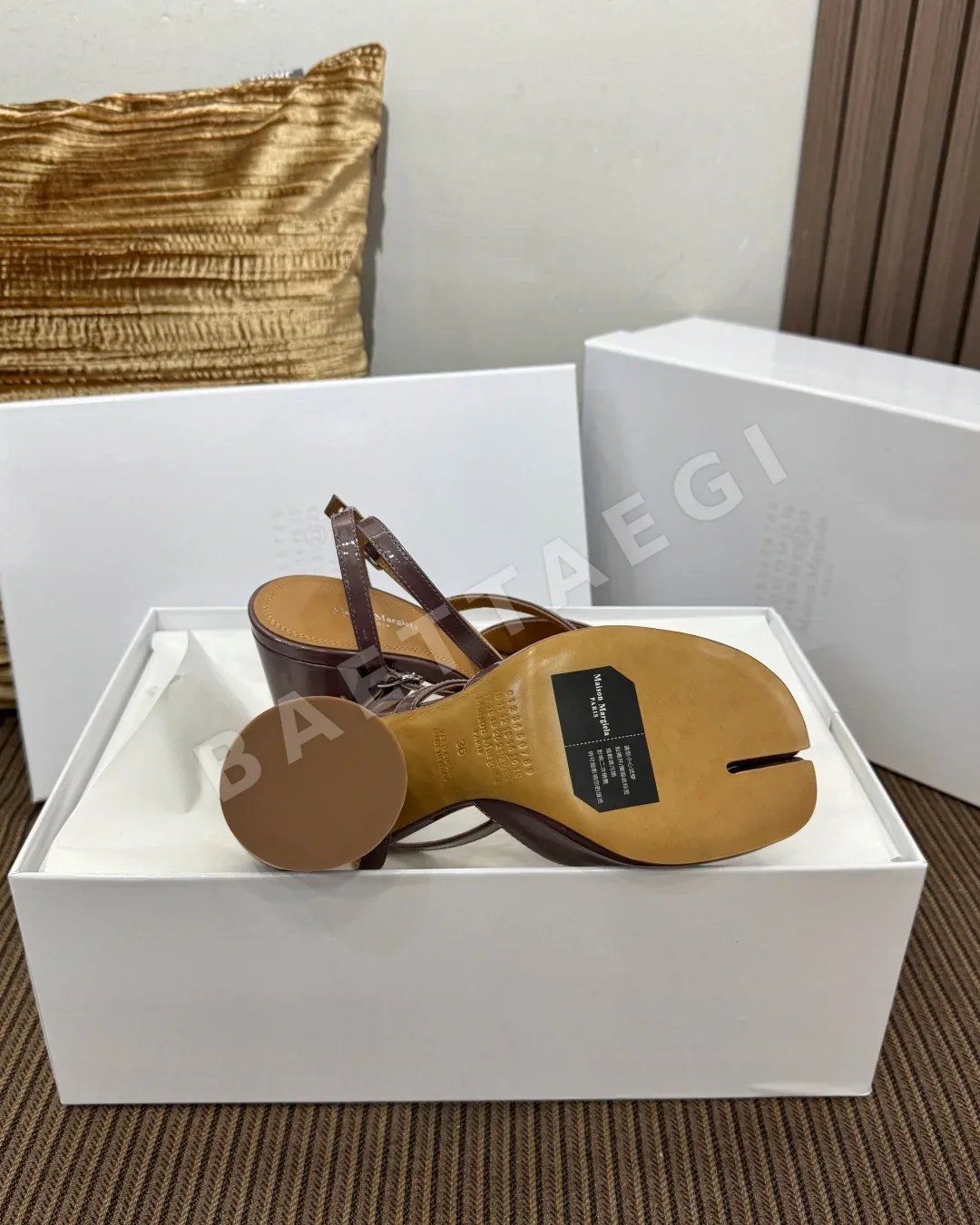 마르지엘라 MM6 스플릿토 하이힐 샌들 상세 이미지 9