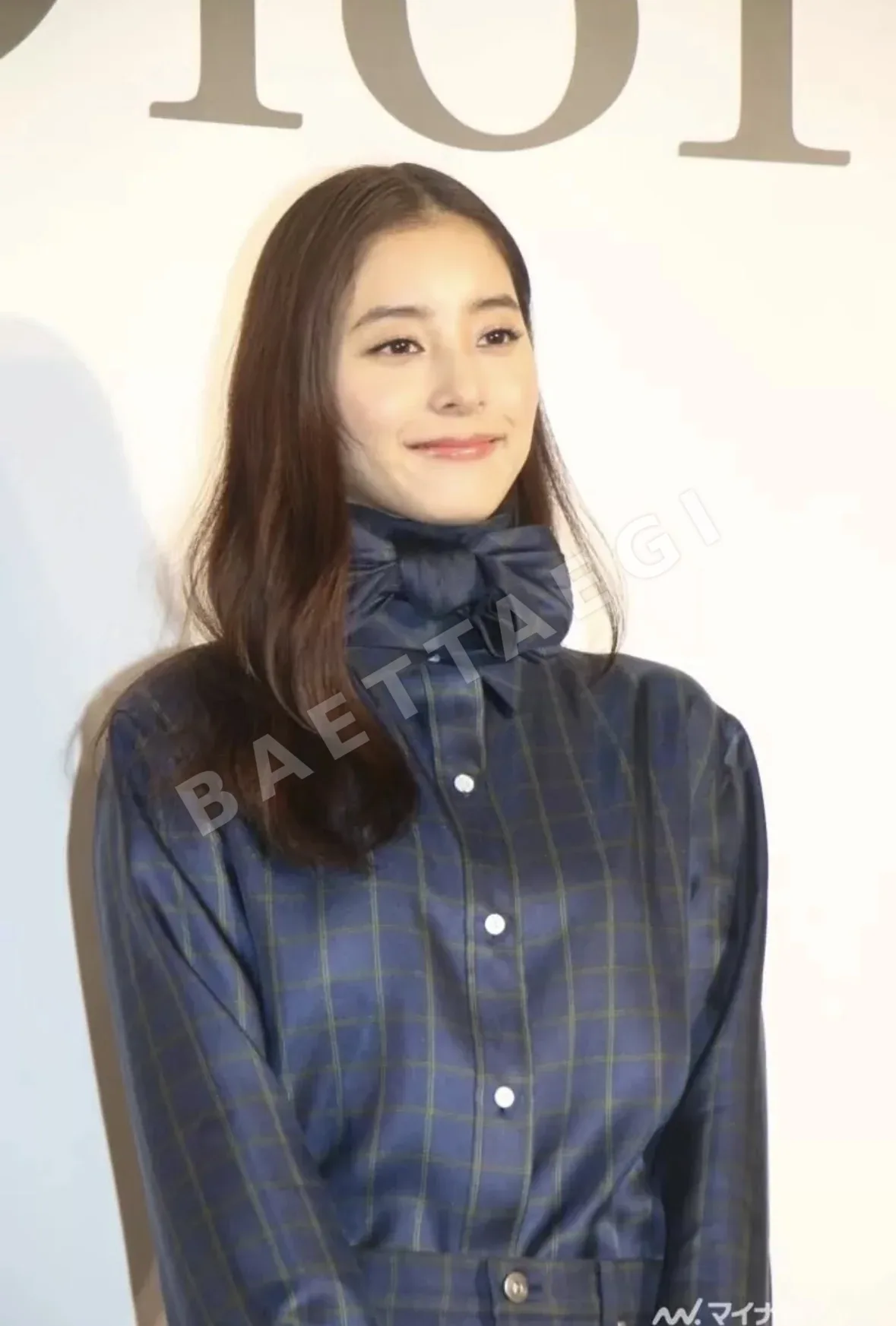 디올 클래식 체크 새틴 여성 셔츠 상세 이미지 2