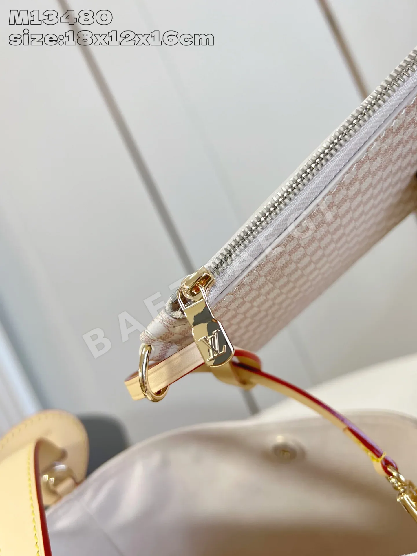 루이비통 듄 BB 핸드백 M13480 상세 이미지 12
