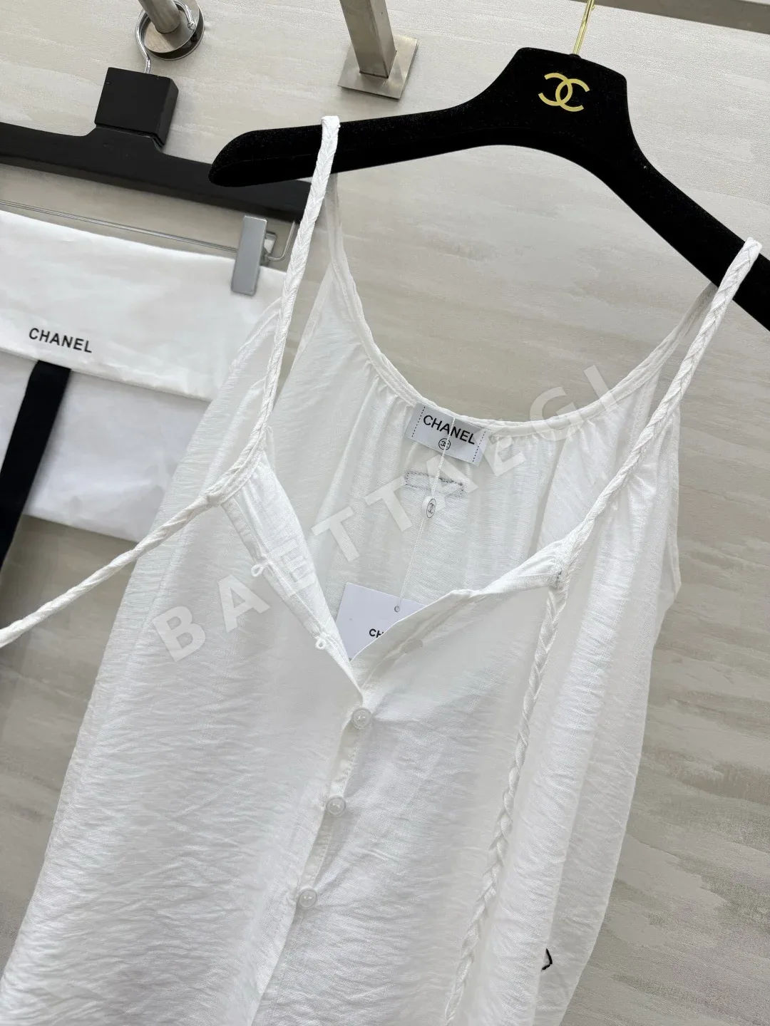 샤넬 플리츠 린넨 반팔 여성 티셔츠 상세 이미지 3