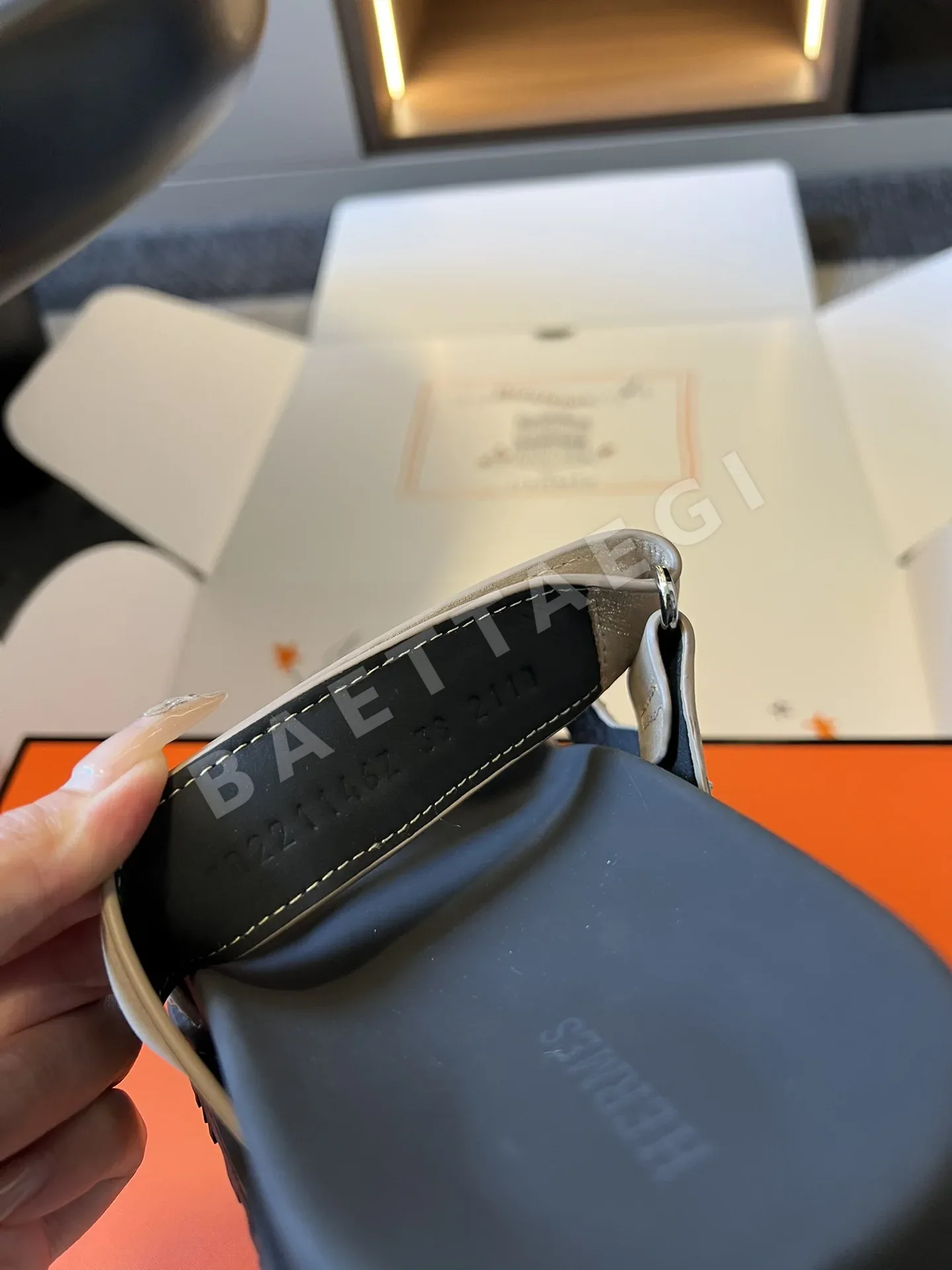 에르메스 시프레 샌들 상세 이미지 8