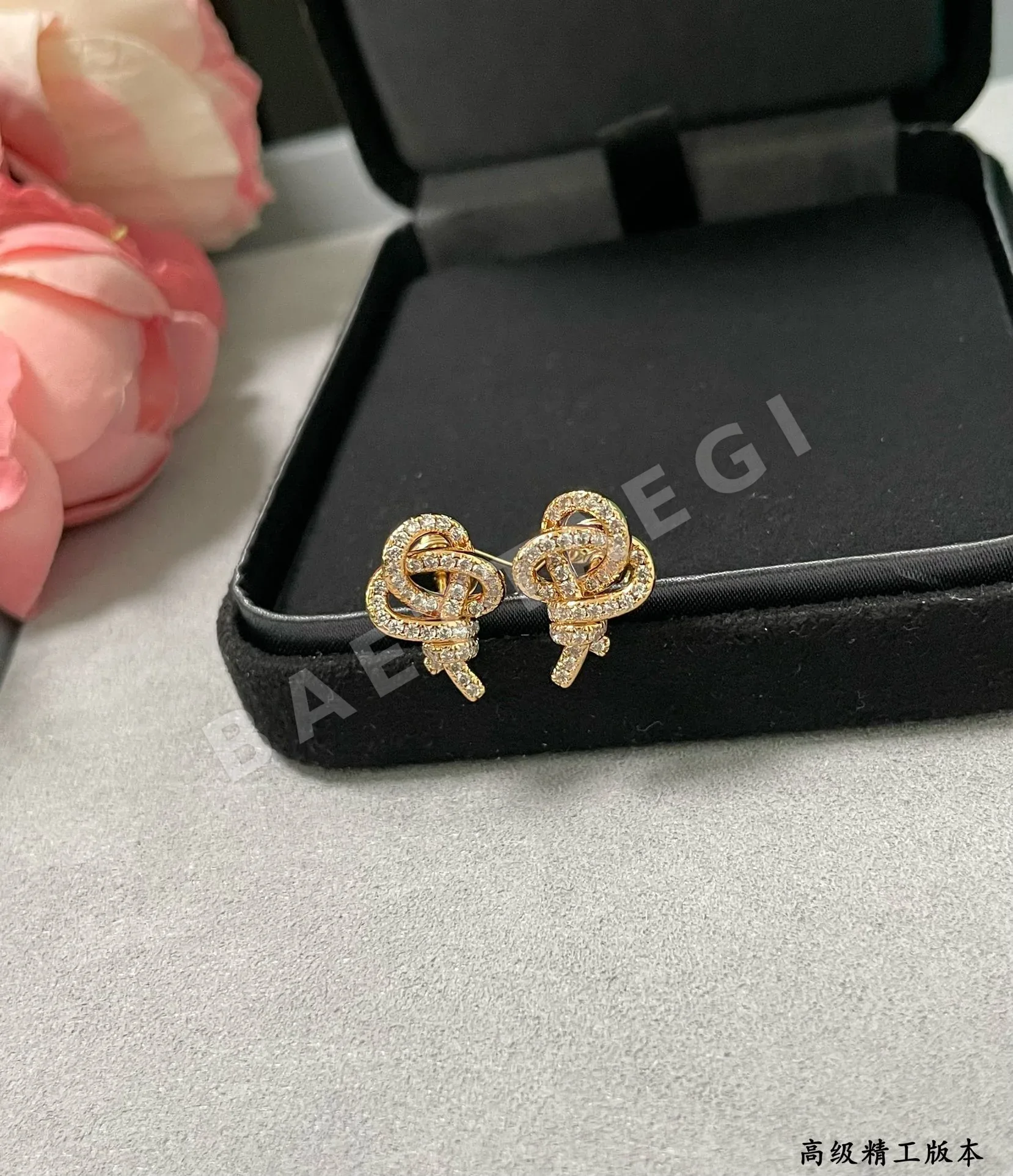 티파니 T 노트 키 18K 골드 다이아몬드 목걸이 상세 이미지 4