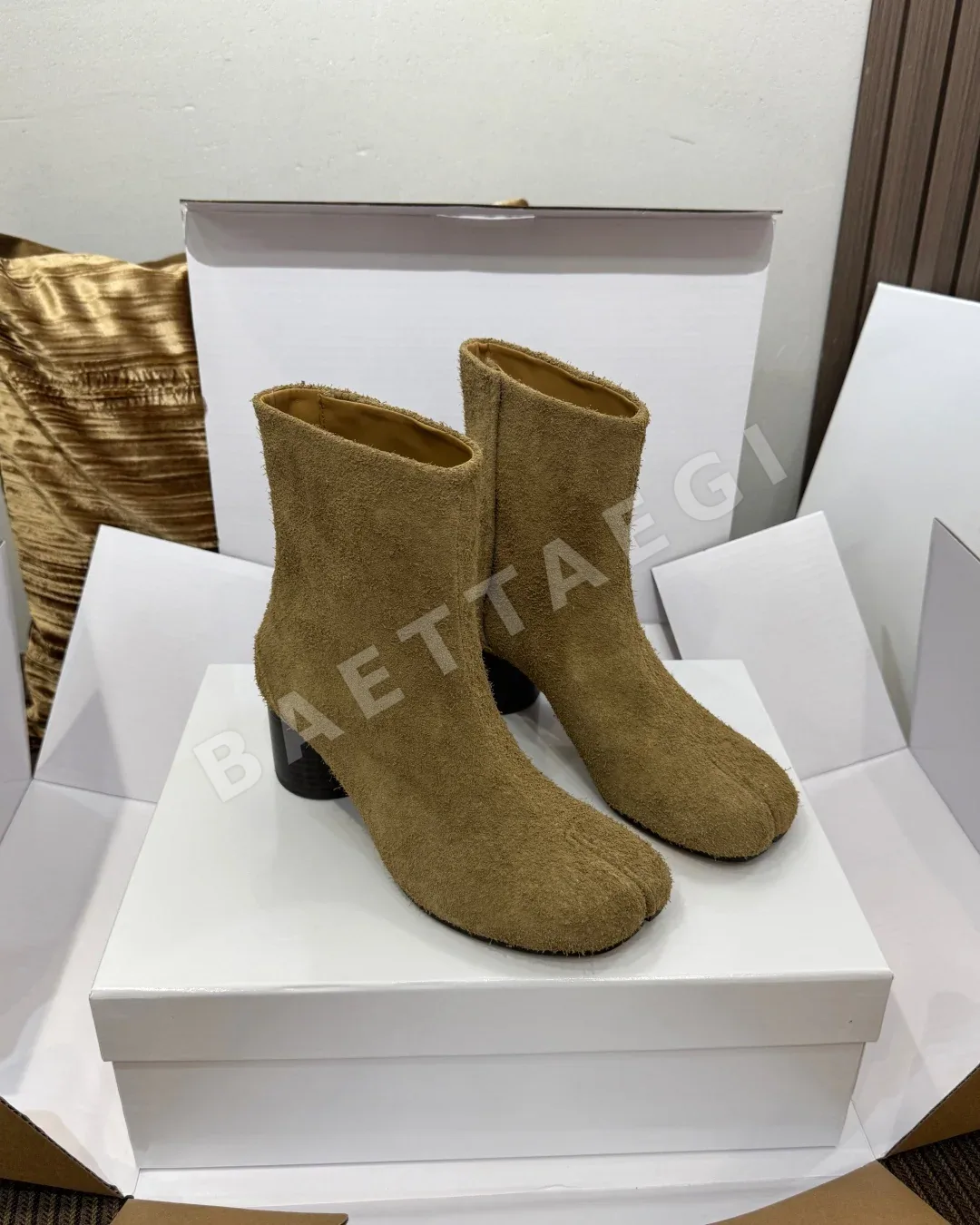 마르지엘라 타비 레더 앵클 부츠 상세 이미지 2