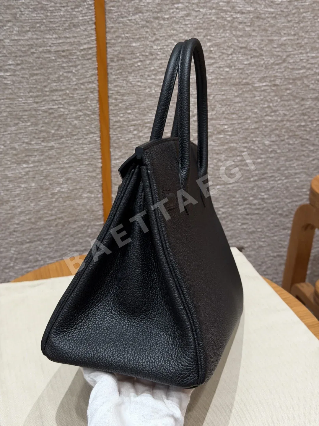 에르메스 버킨 가방 30 cm 블랙 토고 가죽 상세 이미지 3