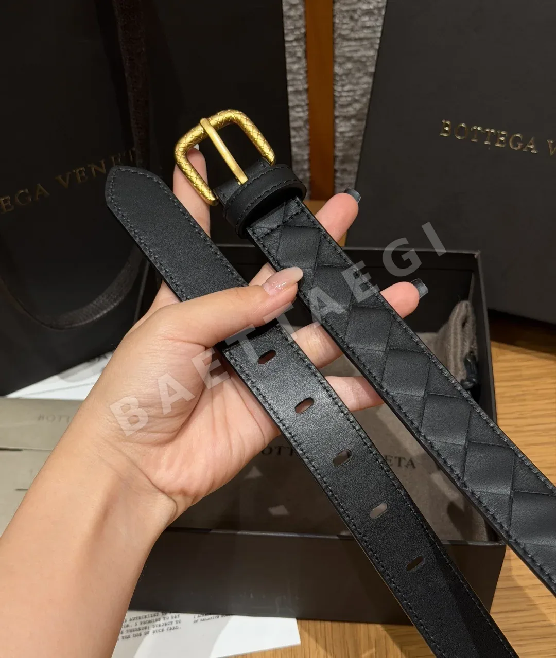 보테가베네타 인트레차토 가죽 여성 벨트 상세 이미지 6