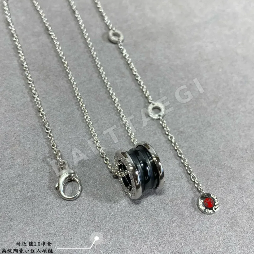 불가리 리틀레드맨 블랙 세라믹 목걸이 상세 이미지 5