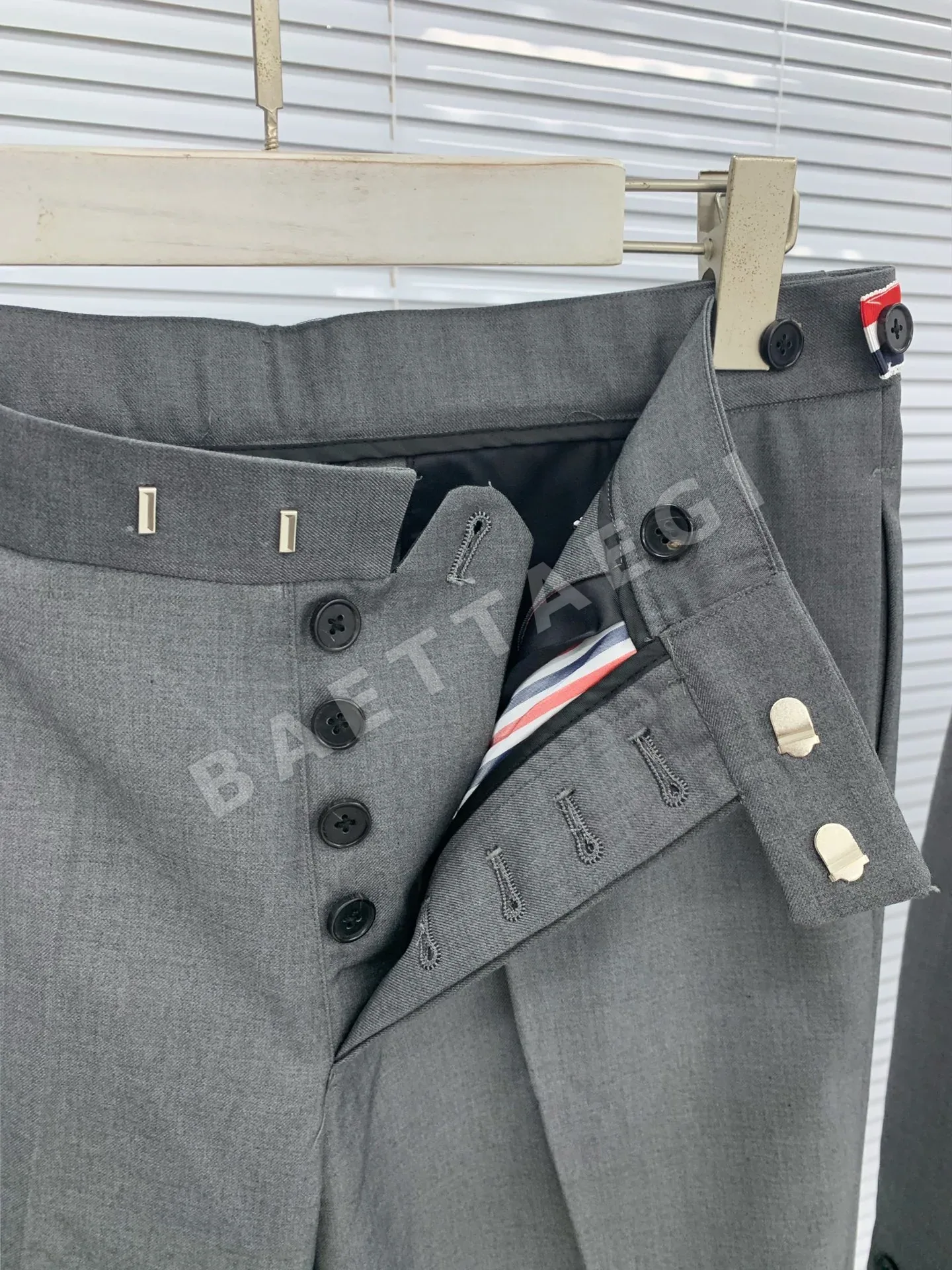 톰브라운 남성 바지 159517 Thom Browne Pants 상세 이미지 5