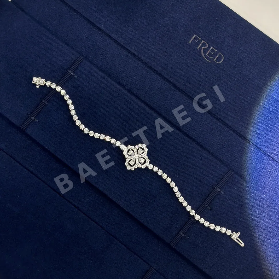 해리윈스턴 네잎클로버 다이아몬드 팔찌 71845