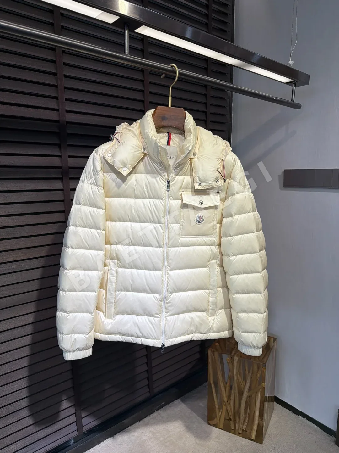 몽클레르 남성 다운 패딩 재킷 M3596