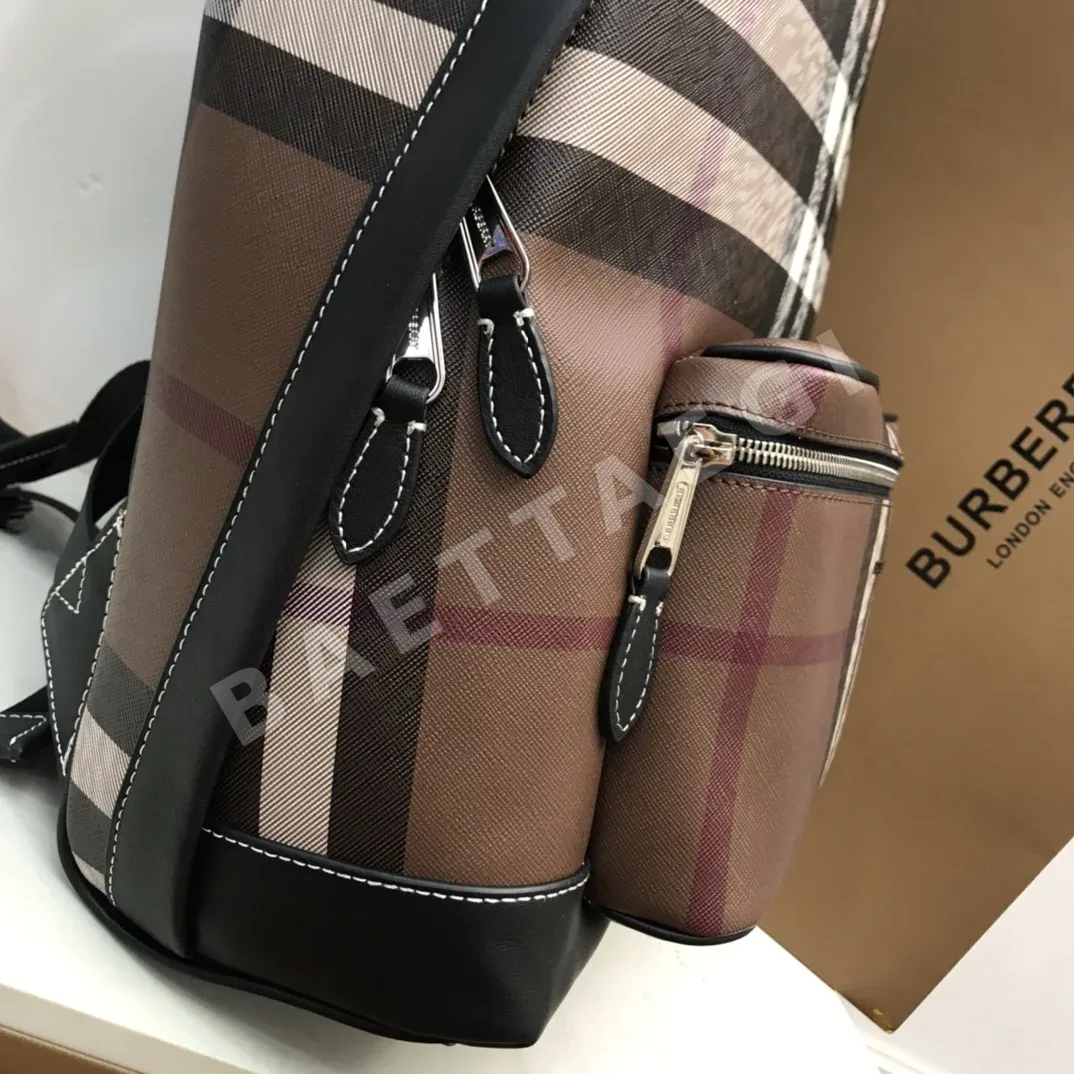 버버리 차콜 그레이 체크 클래식 백팩 상세 이미지 4