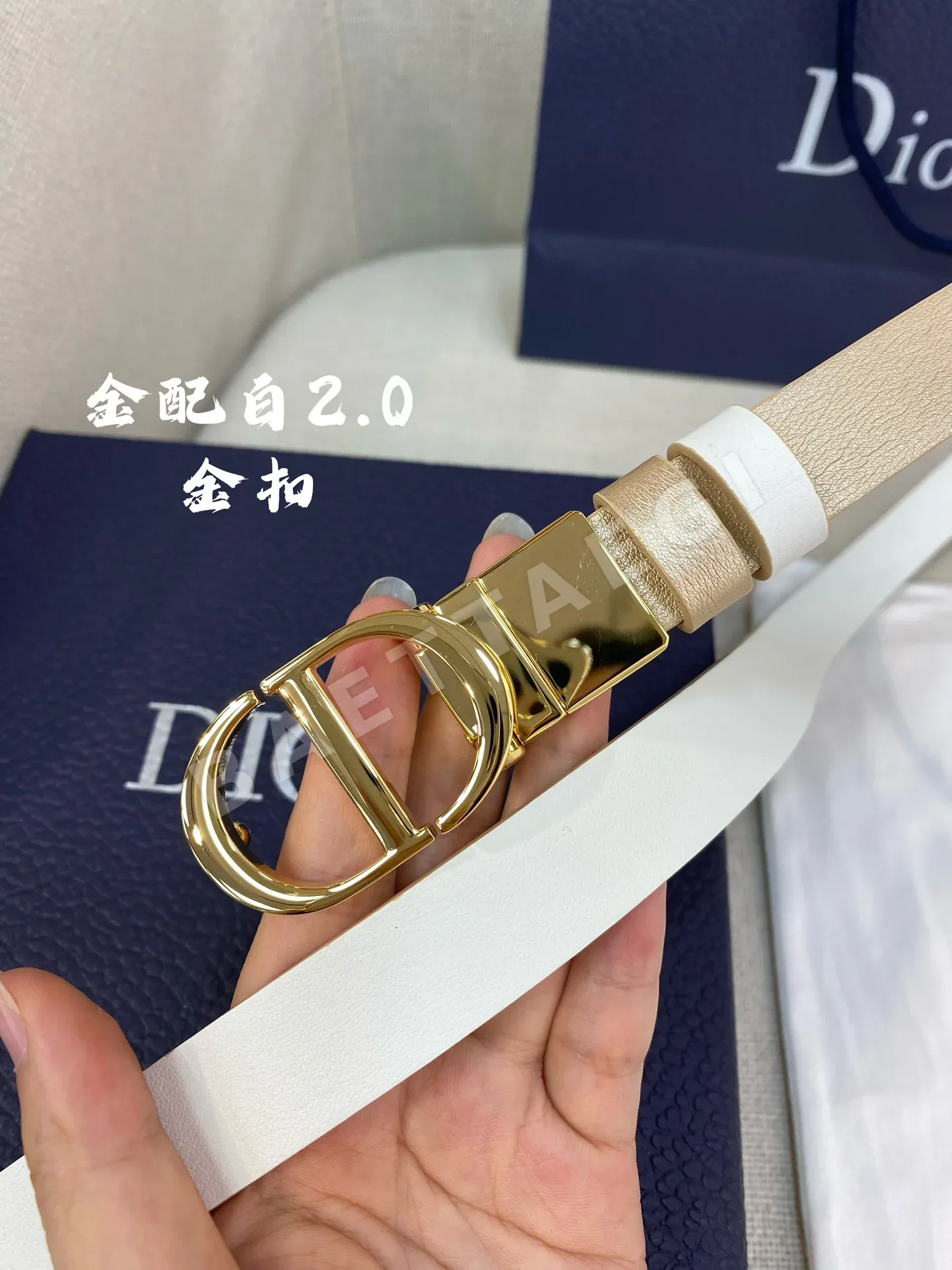 디올 회전식 금속장식 양면 가죽 벨트 상세 이미지 4