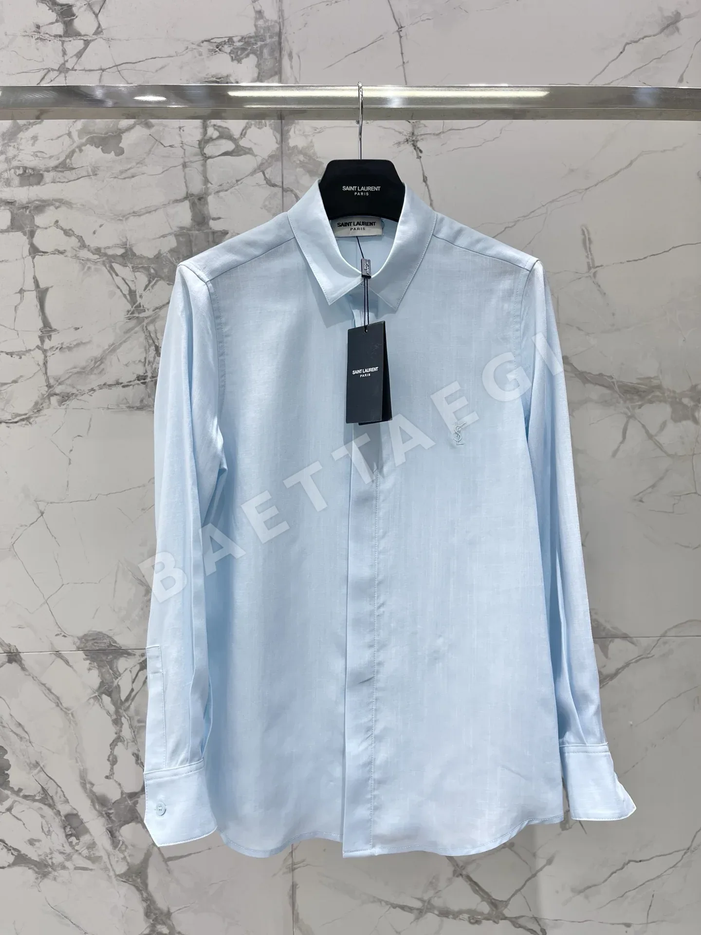 생로랑 YSL 로고 자수 실크 셔츠 103338