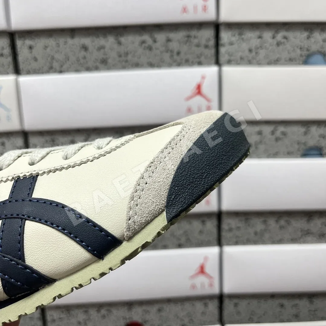 오니츠카타이거 [QC] 멕시코 66 1183C102-200 202279 Onitsuka Tiger Mexico 66 Birch Peacoat 상세 이미지 3