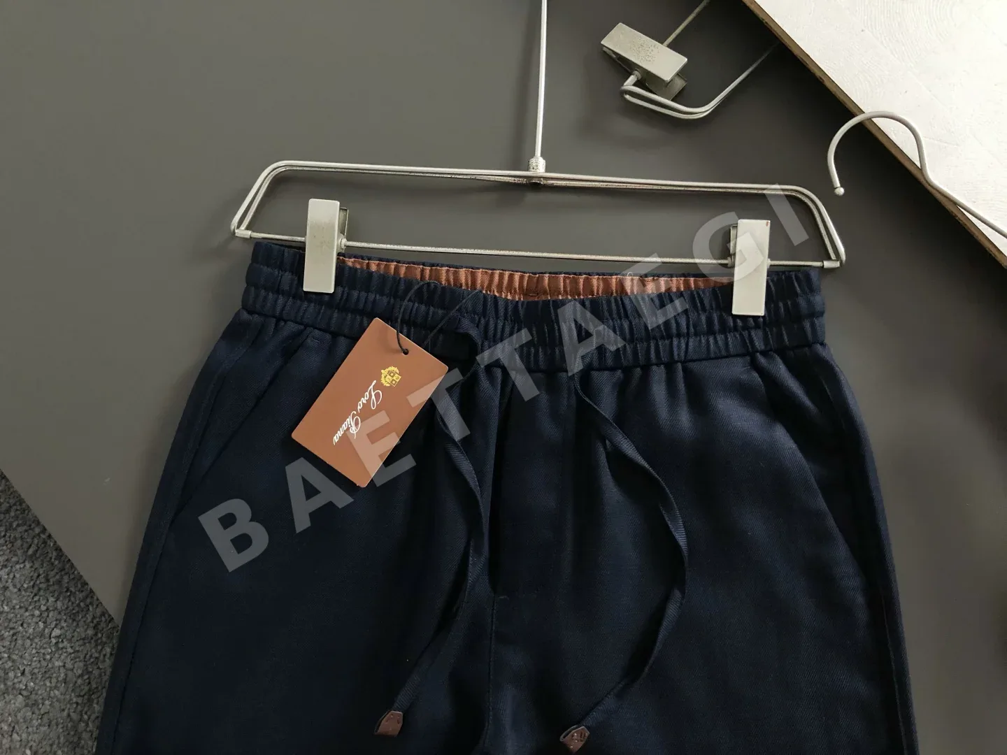 로로피아나 실크 린넨 캐주얼 남성 바지 상세 이미지 4