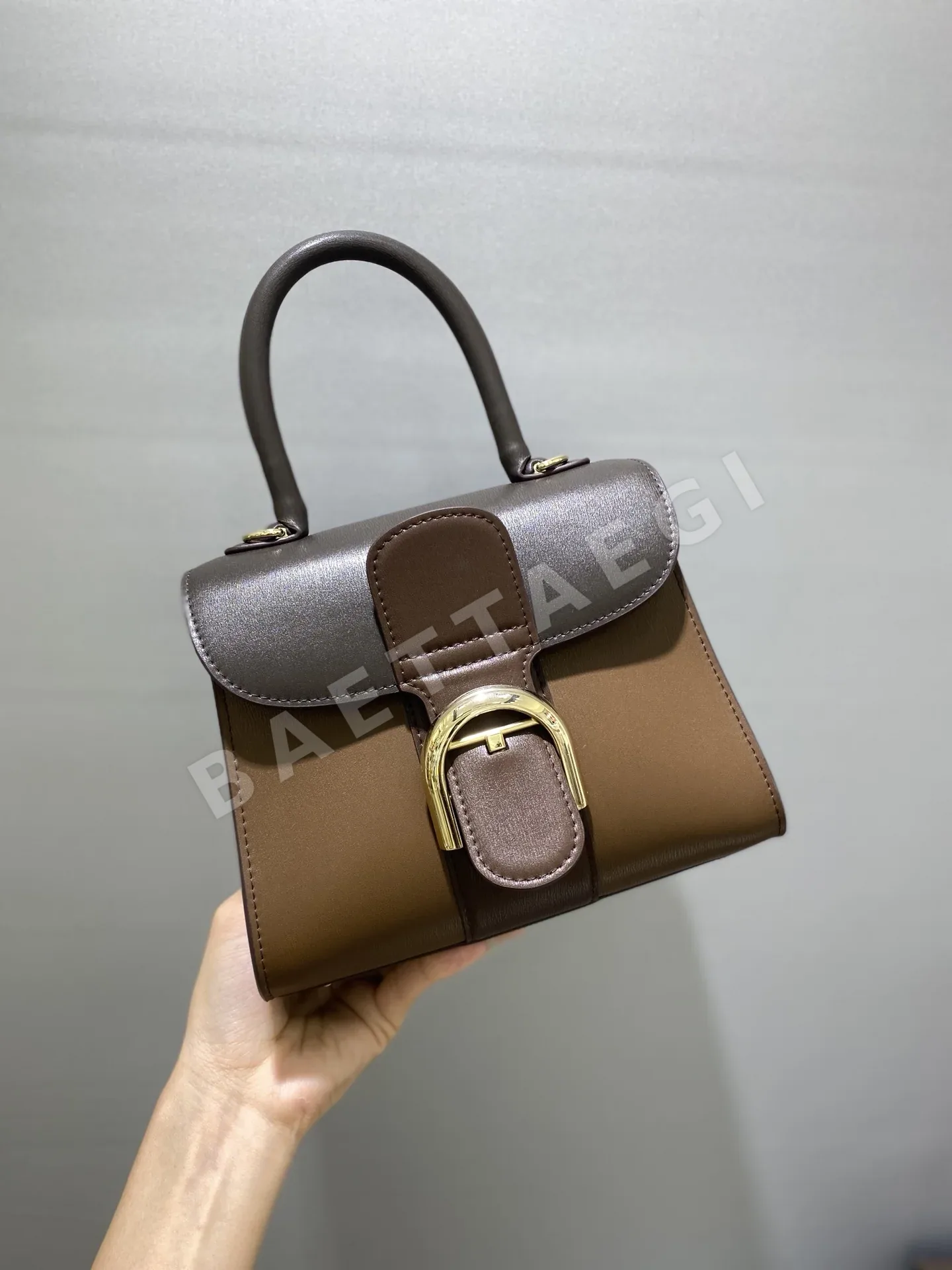 델보 더블 링 브릴리언트 박스 가죽 숄더백 191167